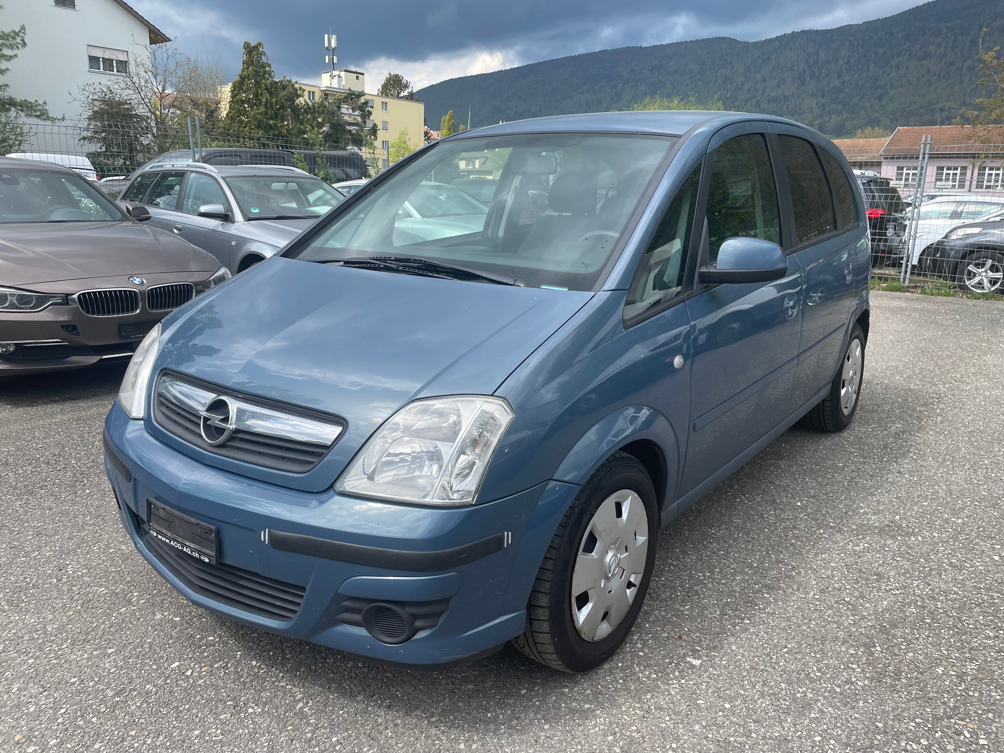 OPEL Meriva 1.6i-16 TP Enjoy * Klimaanlage ** 04x Airbag ** PDC Hinten ** MFK 07.01.2022 ** B04