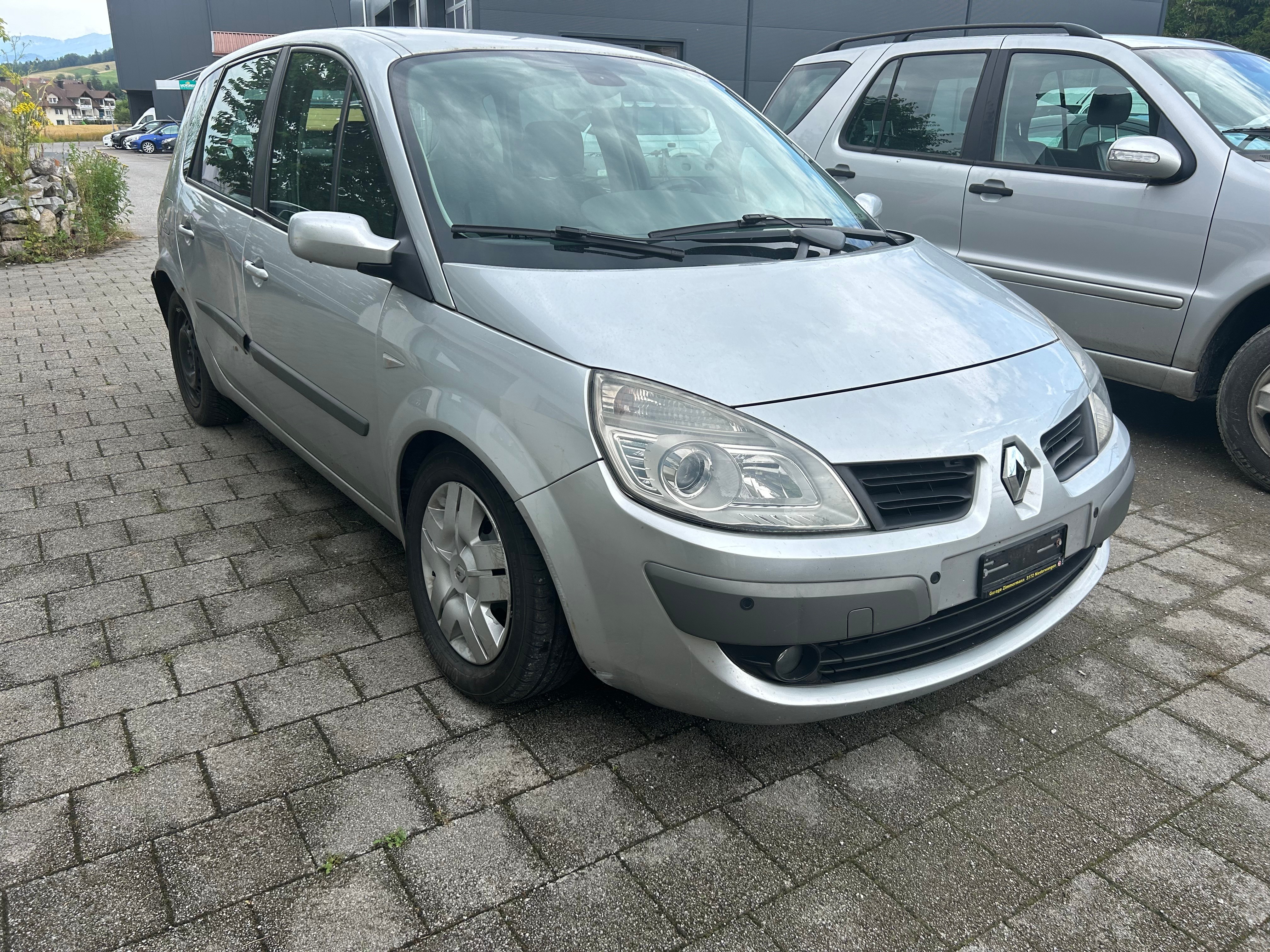 RENAULT Grand Scénic 1.9 dCi Fairway Automatic