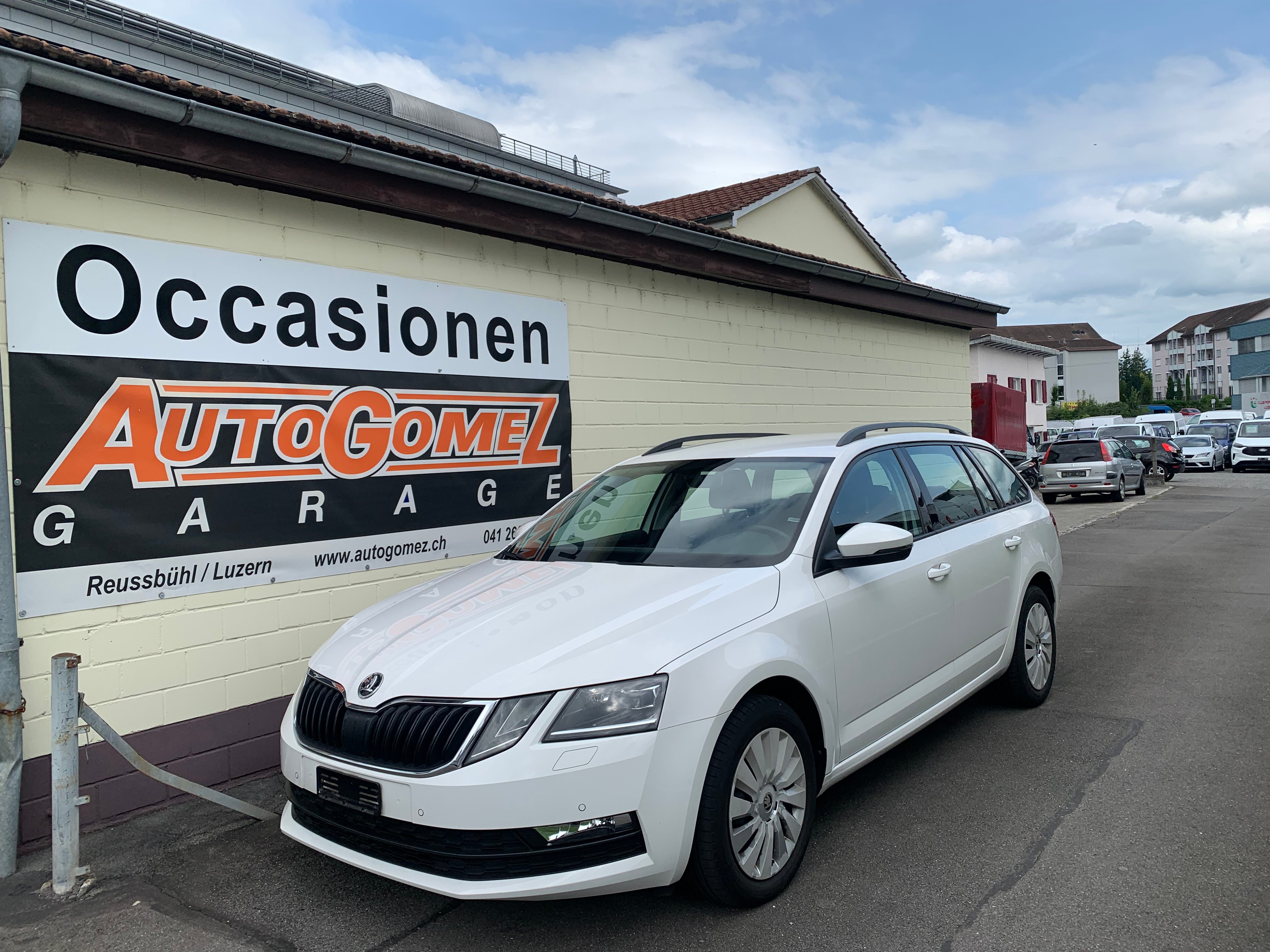 SKODA Octavia Combi 1.6 TDI Ambition DSG