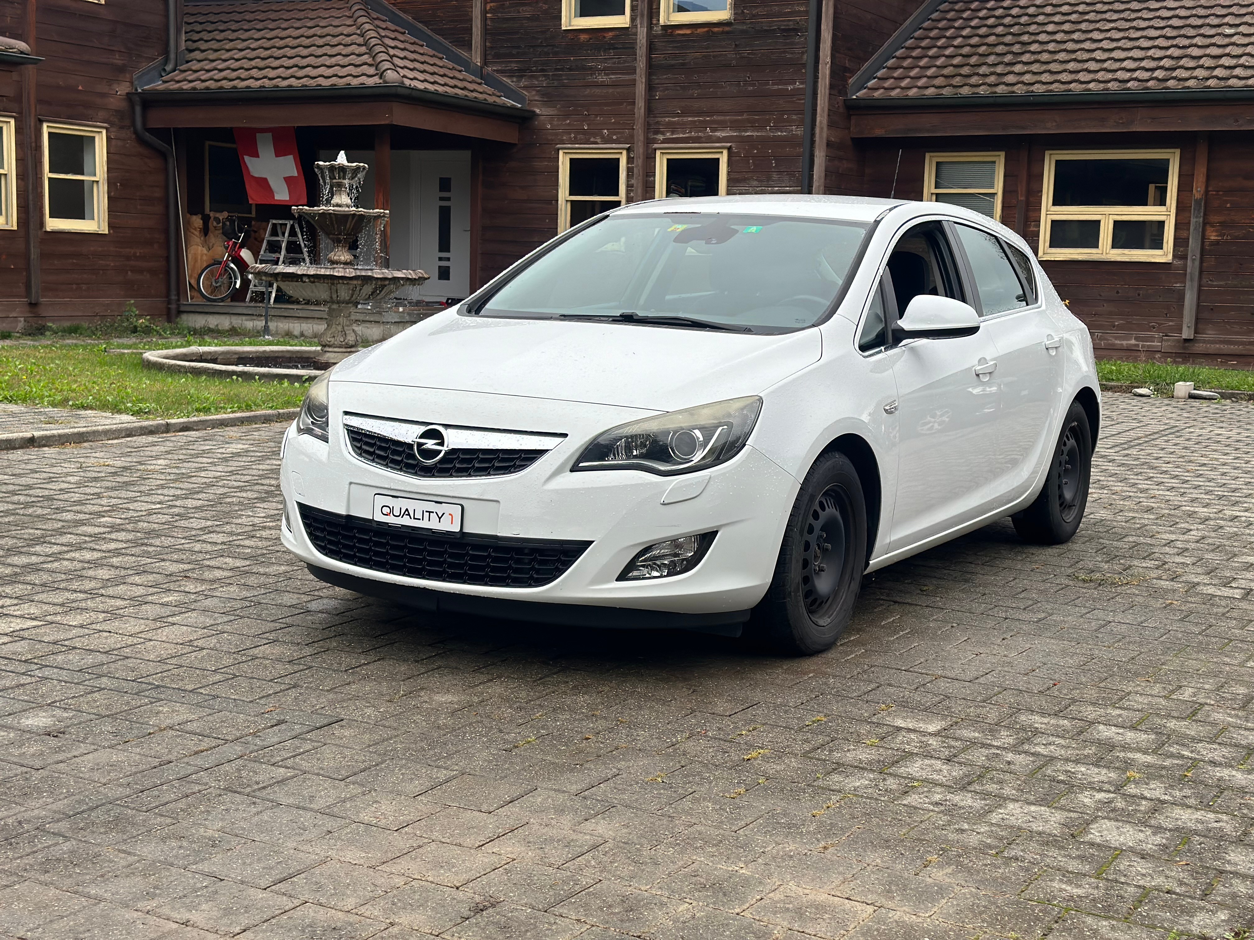 OPEL Astra 1.6i 16V Turbo Cosmo