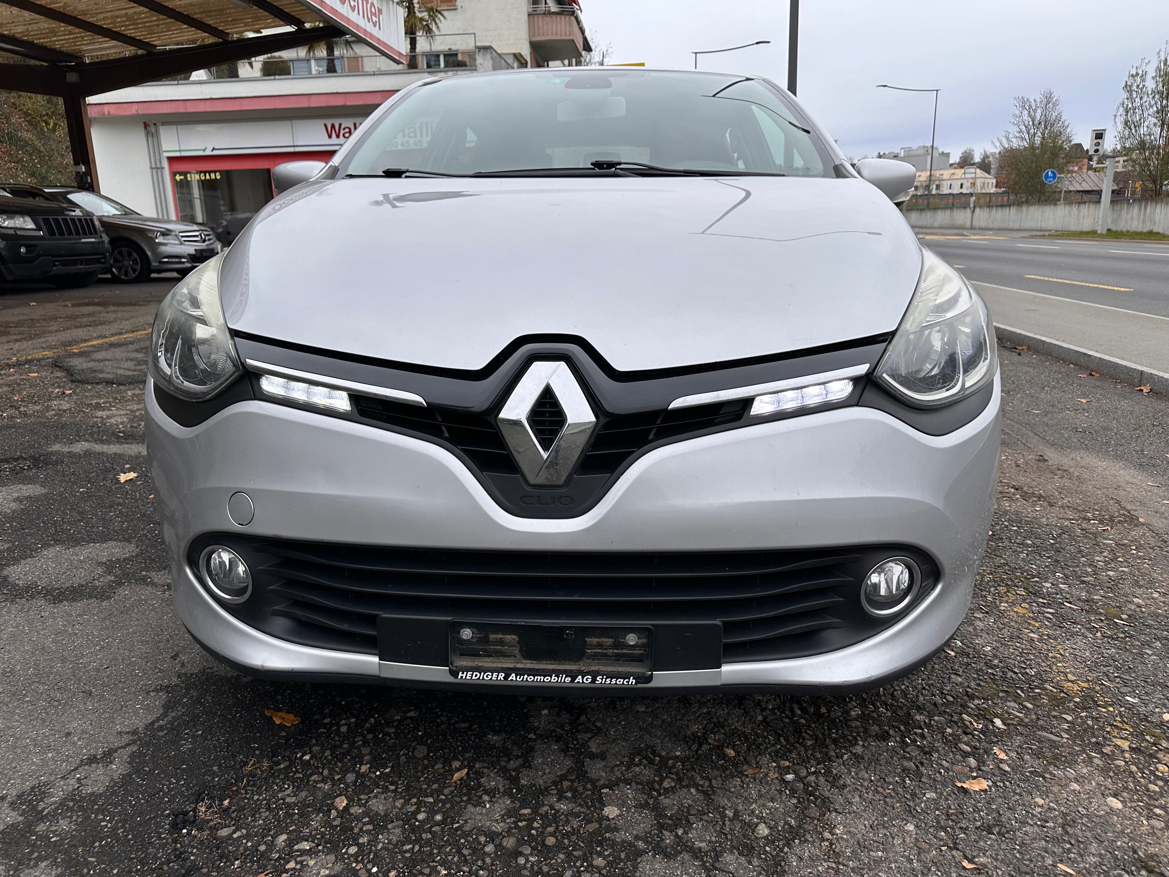 RENAULT Clio 0.9 12V Expression