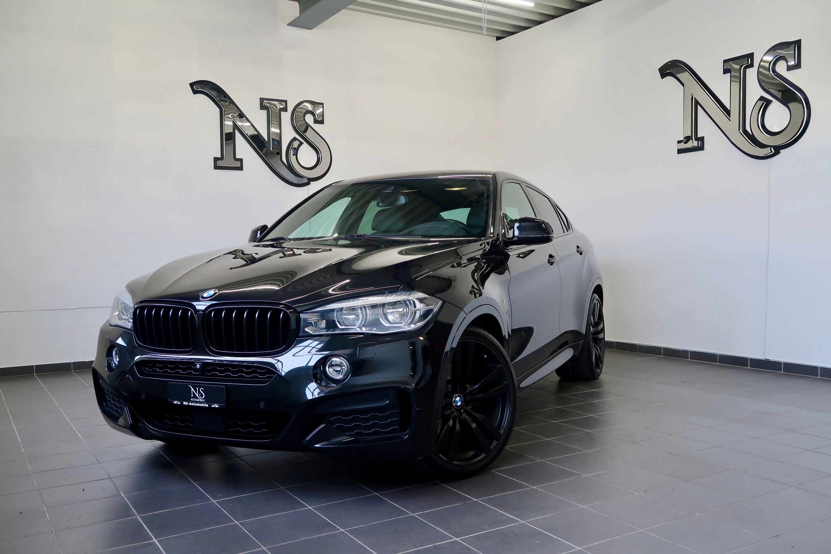 BMW X6 xDrive 40d Pure M Sport Steptronic ** Black&Black**