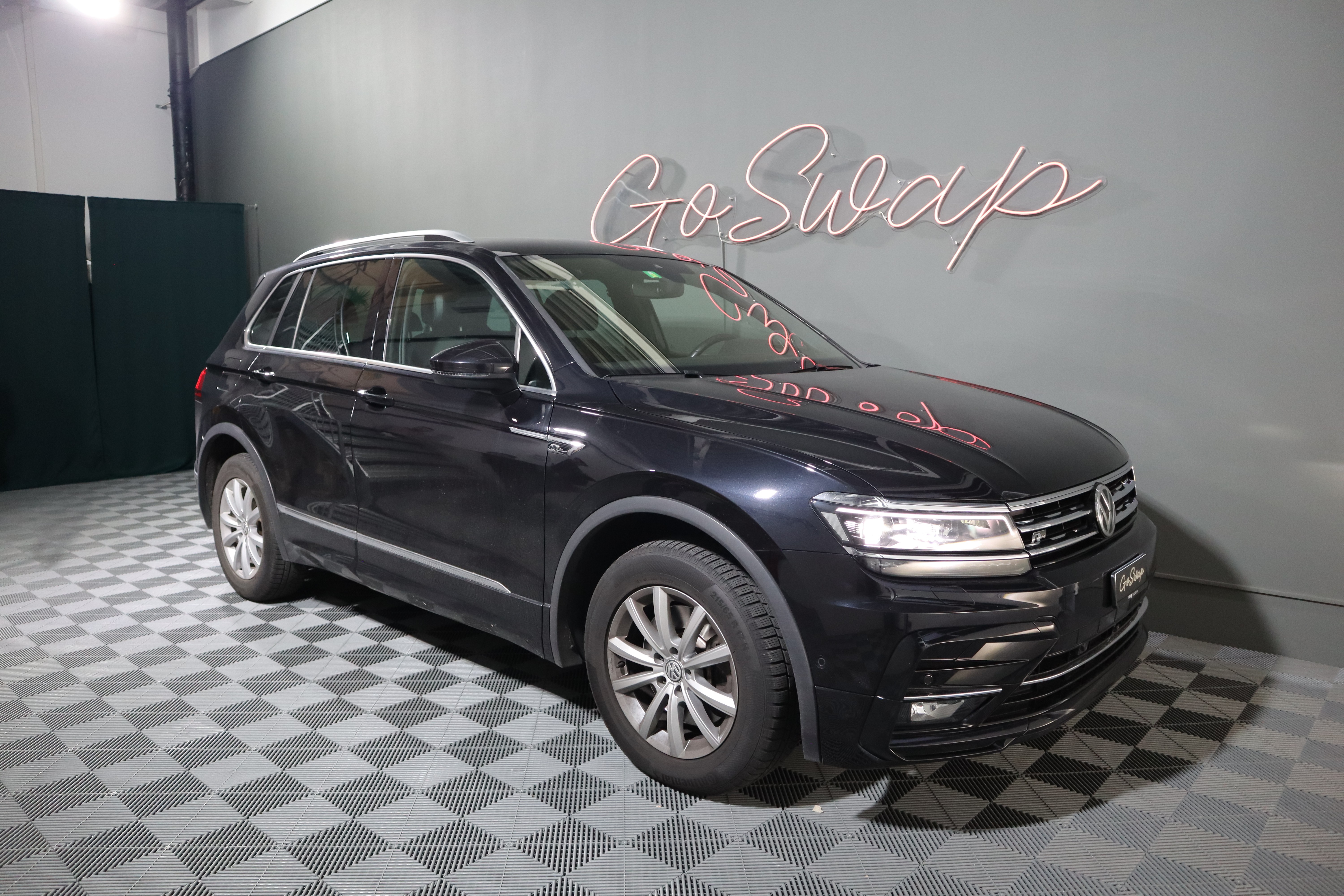 VW Tiguan 2.0TSI R-Line 4Motion DSG