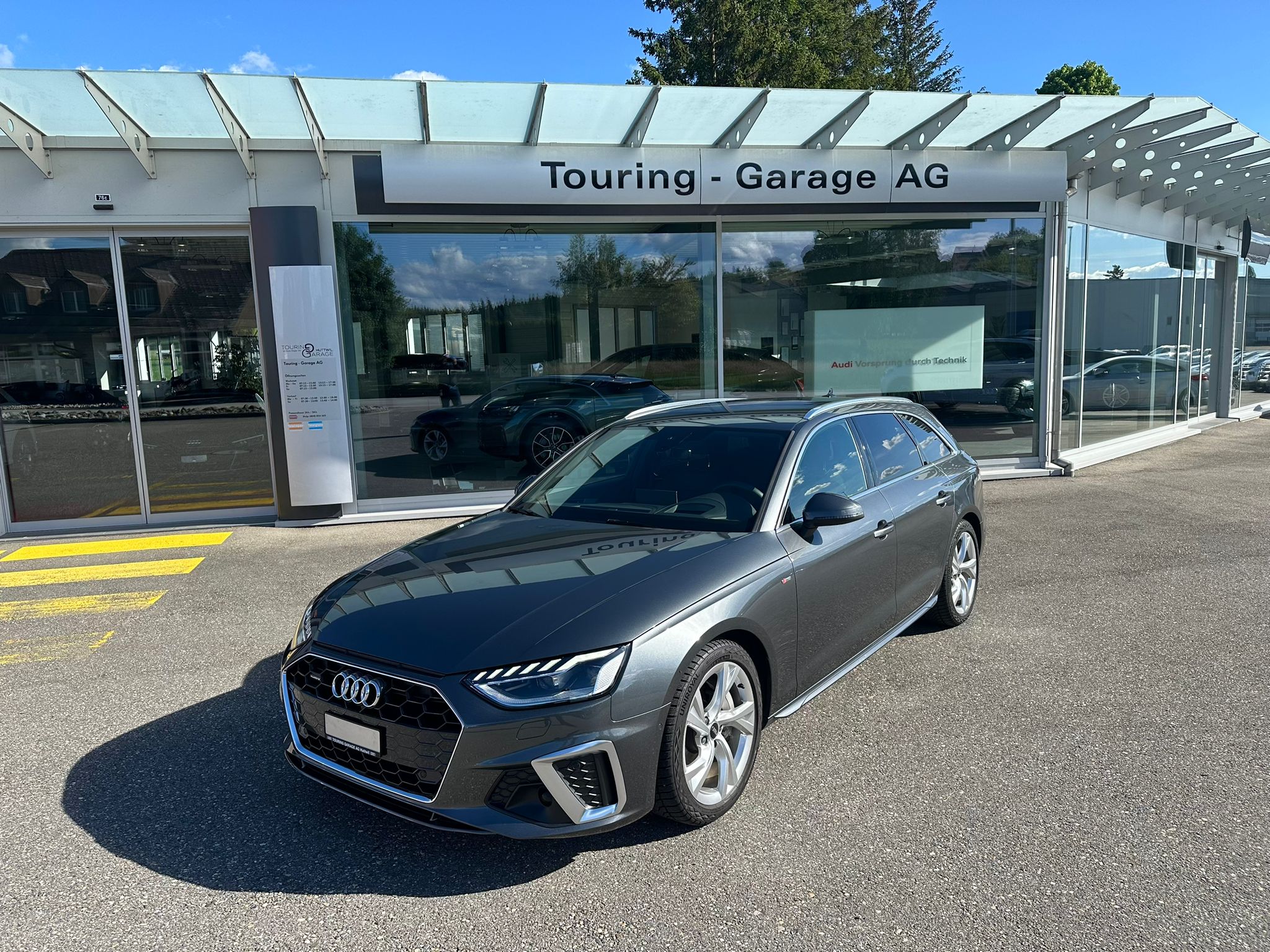 AUDI A4 Avant 40 TDI S line quattro S-tronic