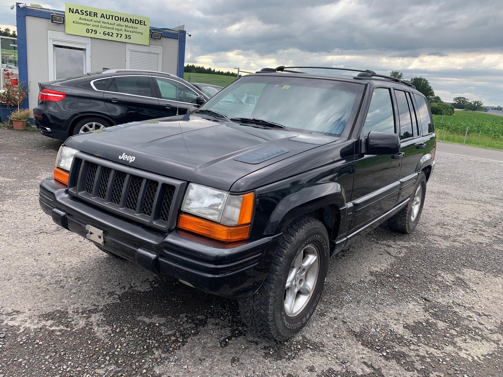 JEEP Grand Cherokee 5.9 Limited LX Automatic