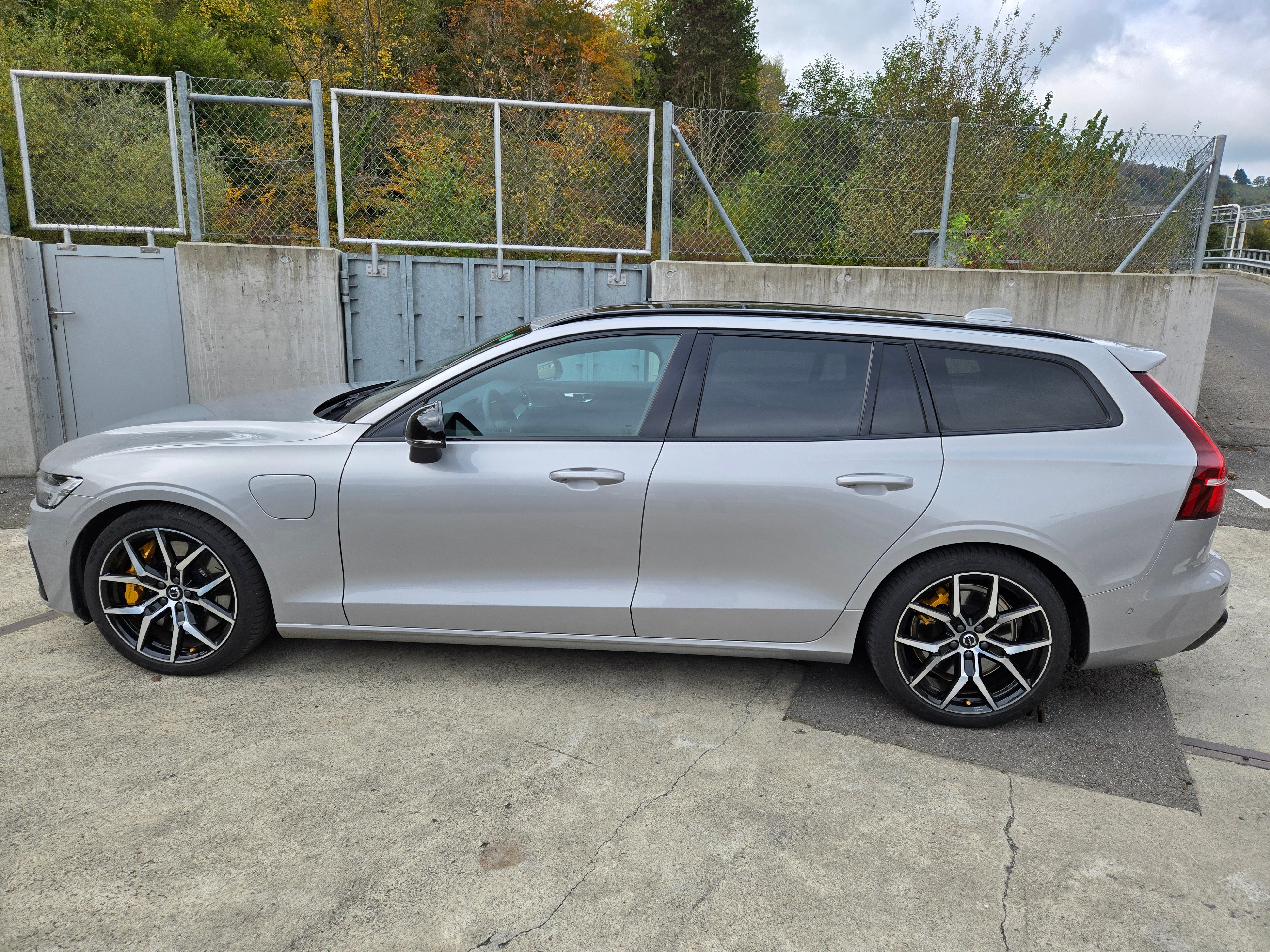 VOLVO V60 T8 eAWD Plug in Hybrid Polestar Geartronic