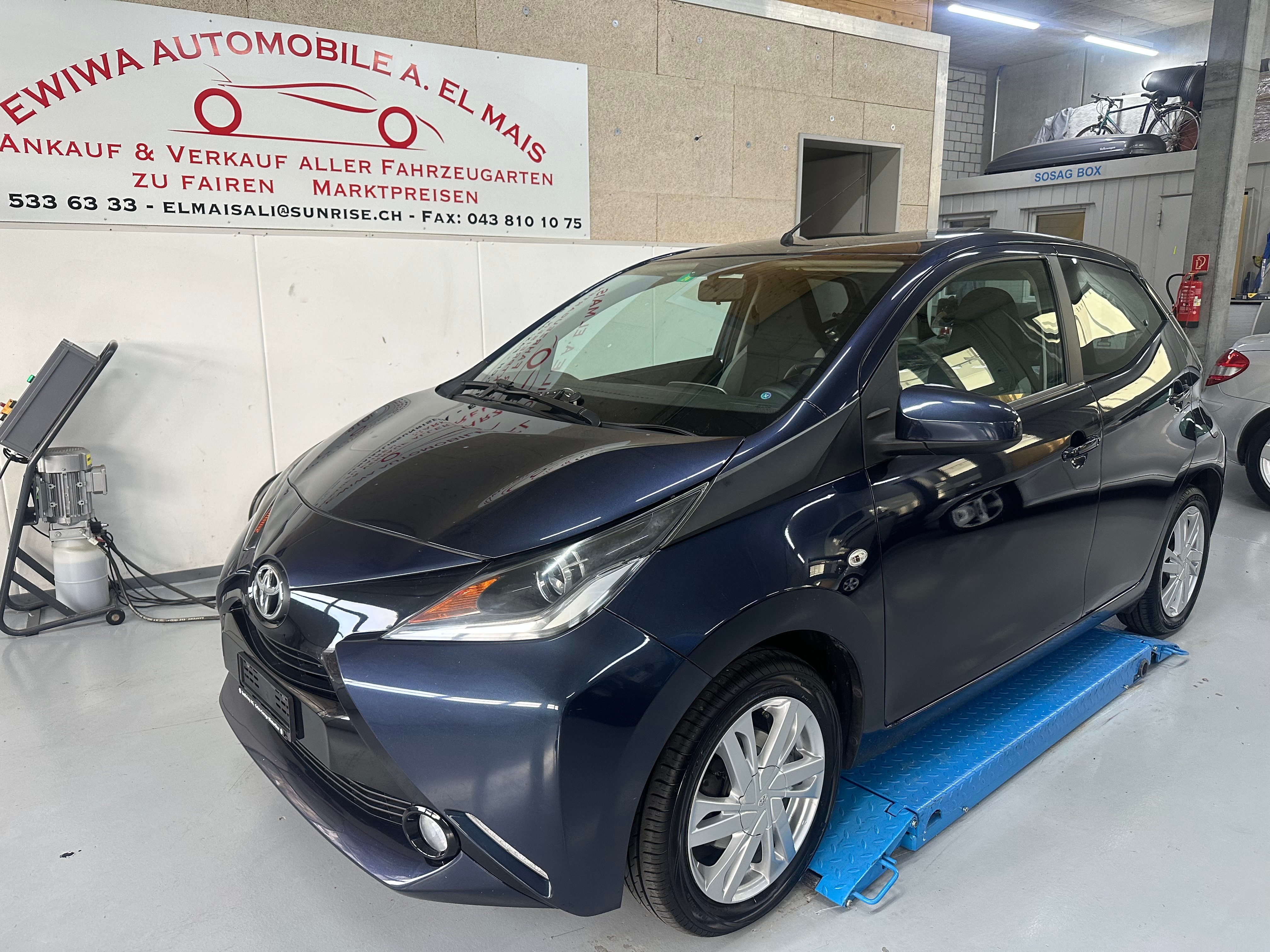 TOYOTA Aygo 1.0 VVT-i x-play