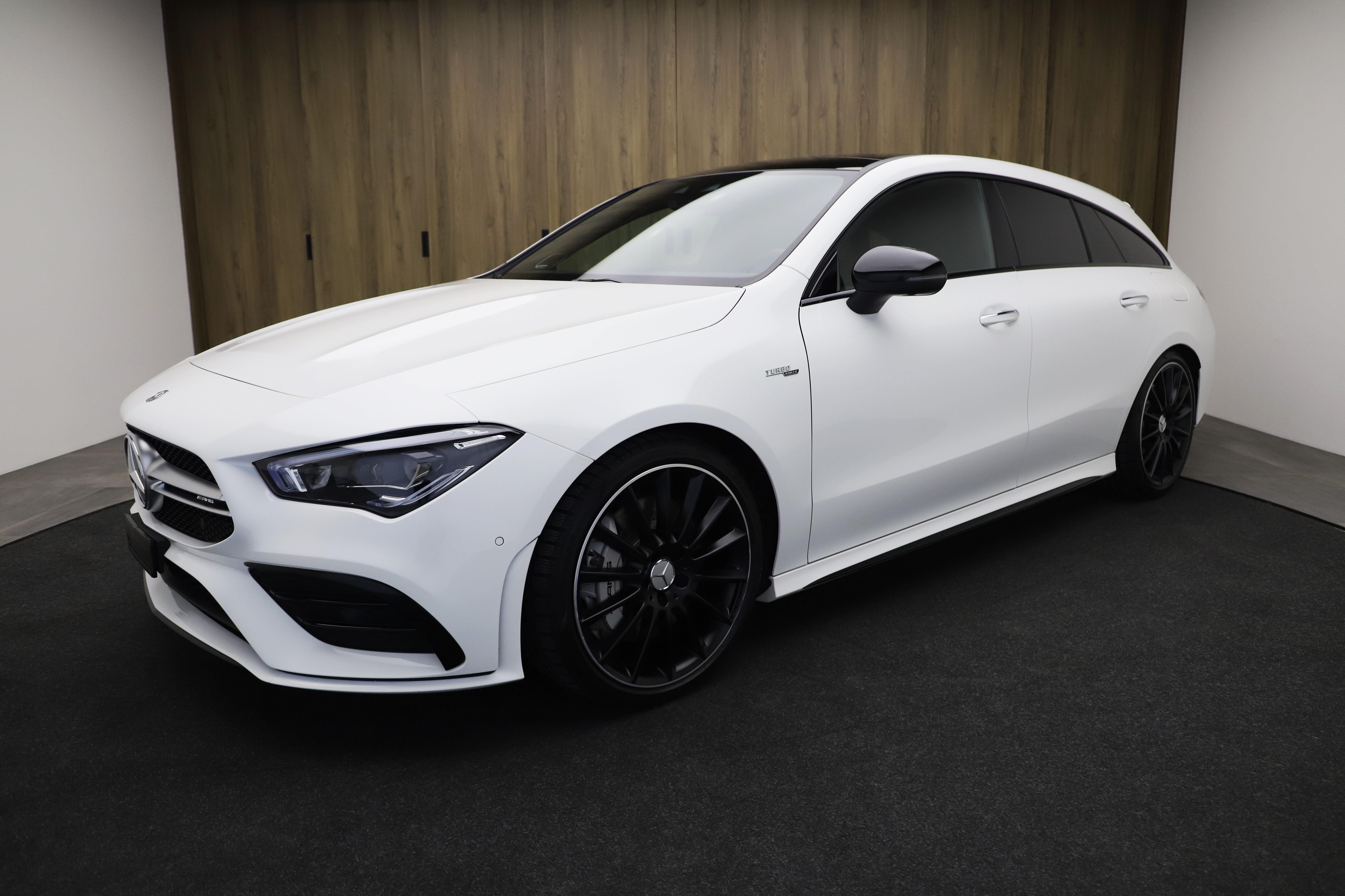 MERCEDES-BENZ CLA Shooting Brake 35 AMG 4Matic 7G-DCT