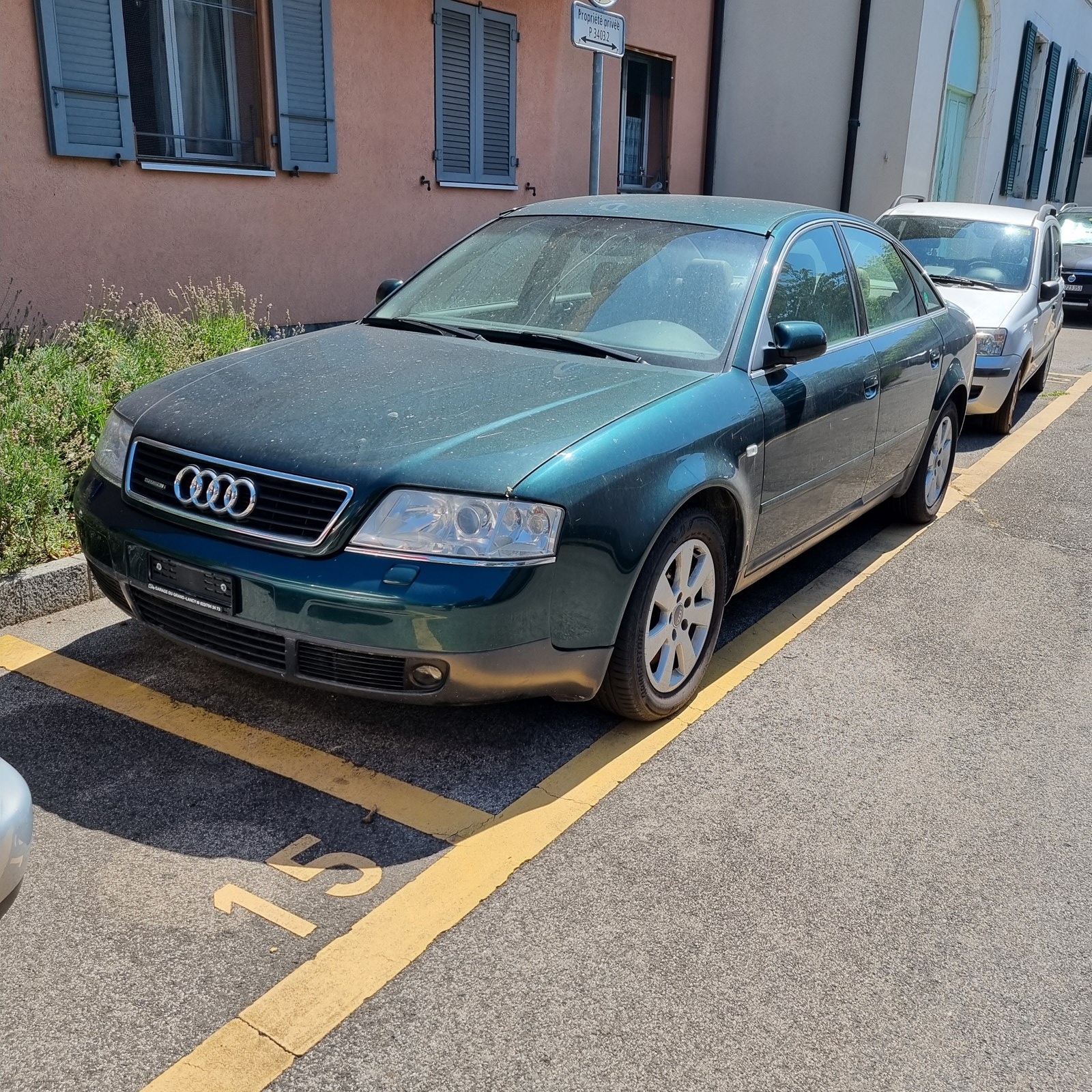 AUDI A6 2.4 quattro Ambiente