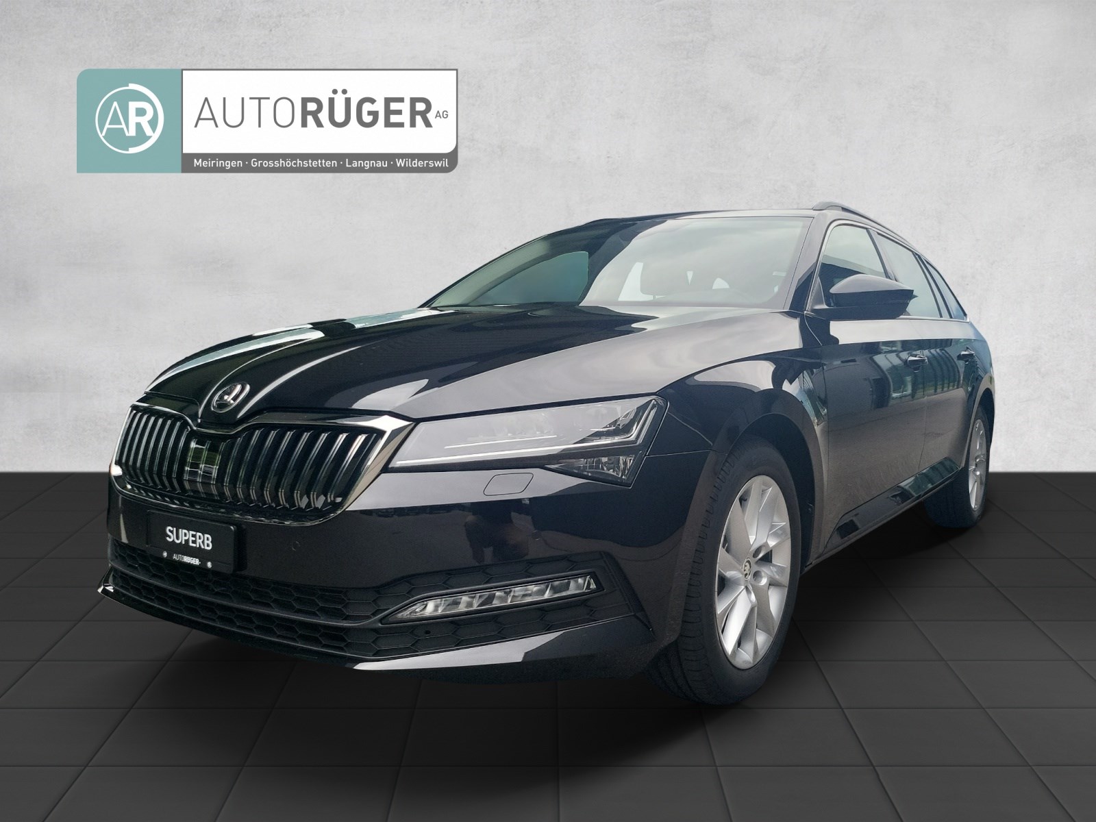 SKODA Superb Combi 2.0 TDi Ambition 4x4 DSG