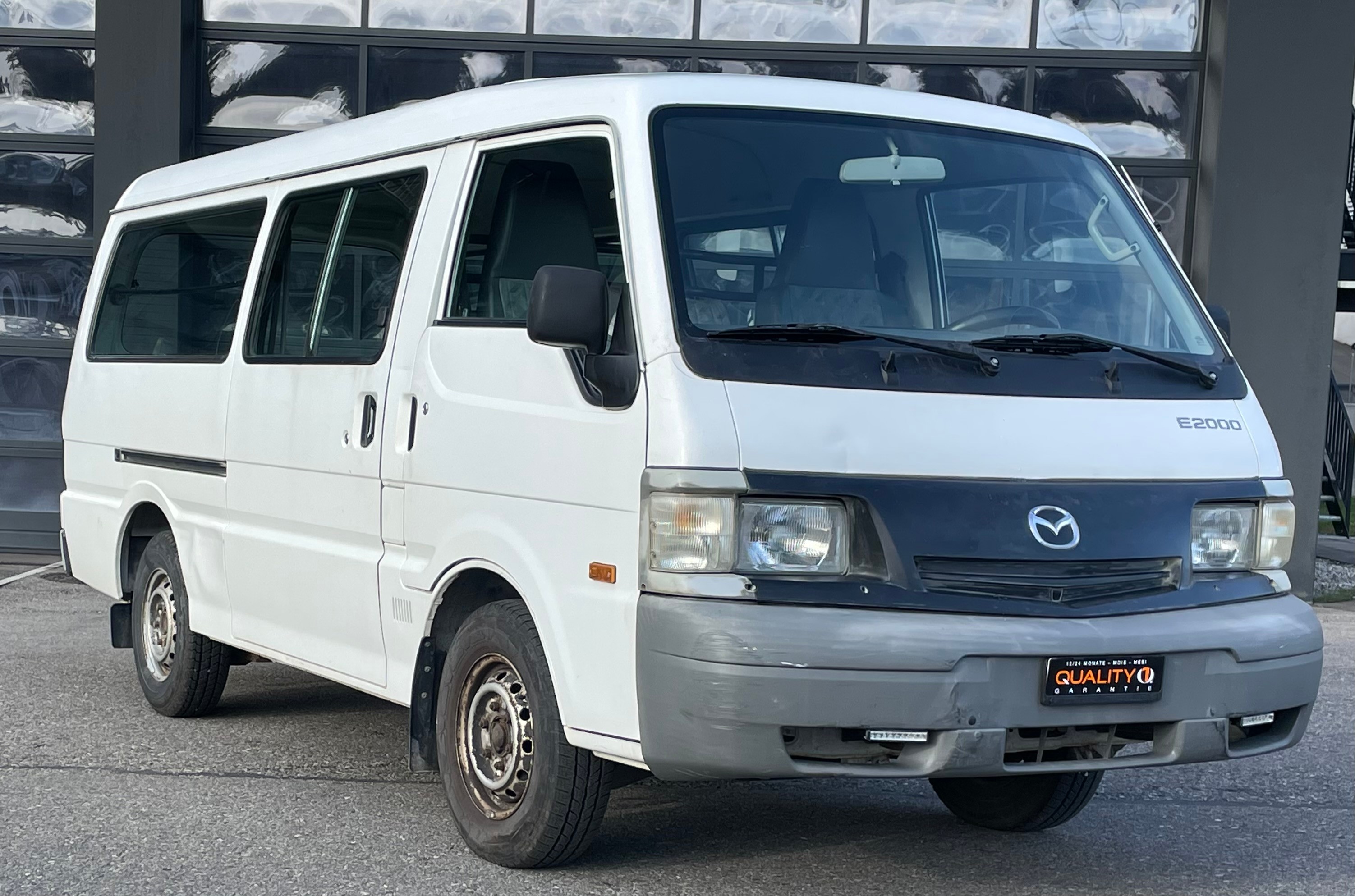 MAZDA E 2000 Combi