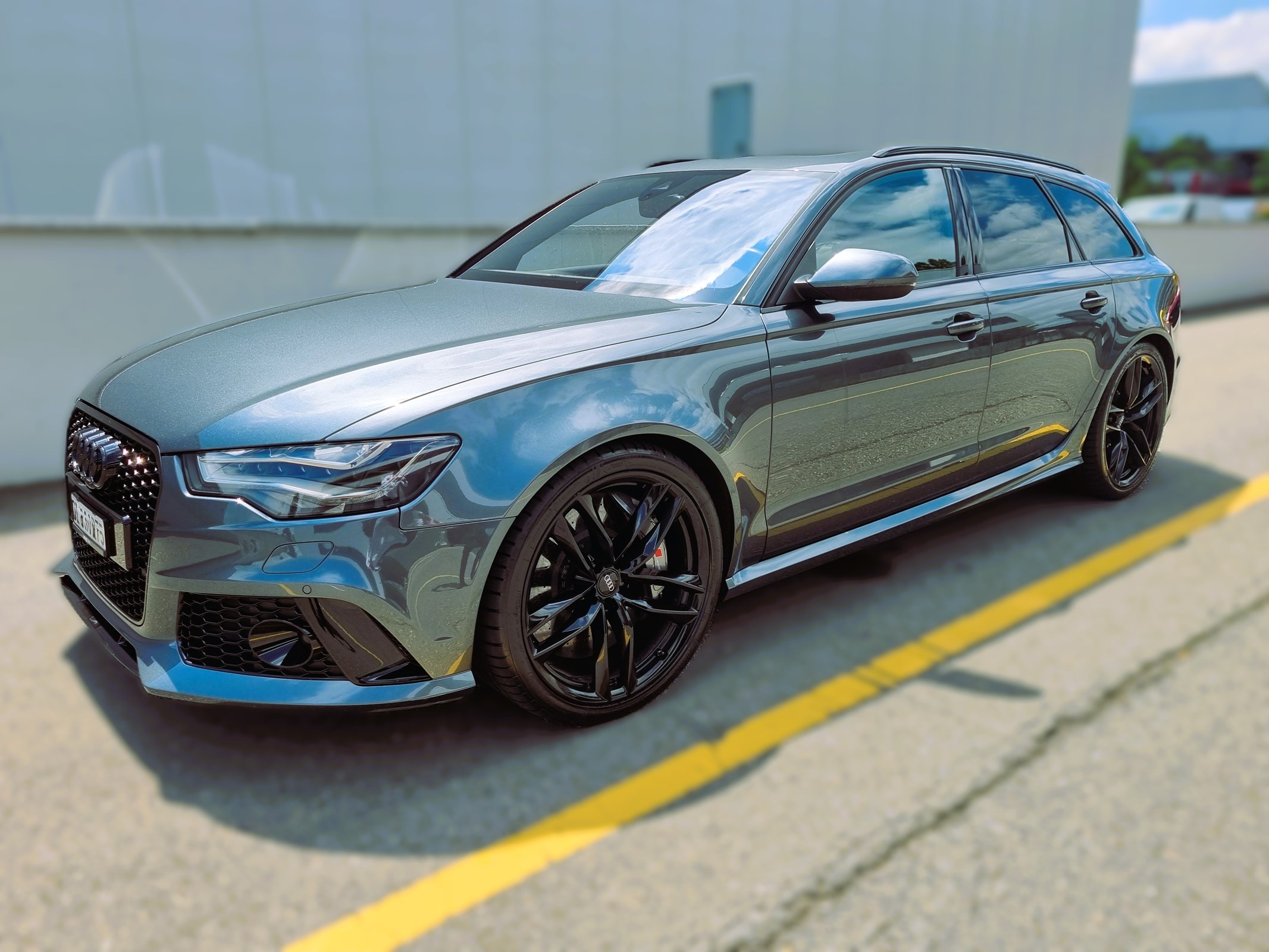 AUDI RS6 Avant 4.0 TFSI V8 quattro Tiptronic