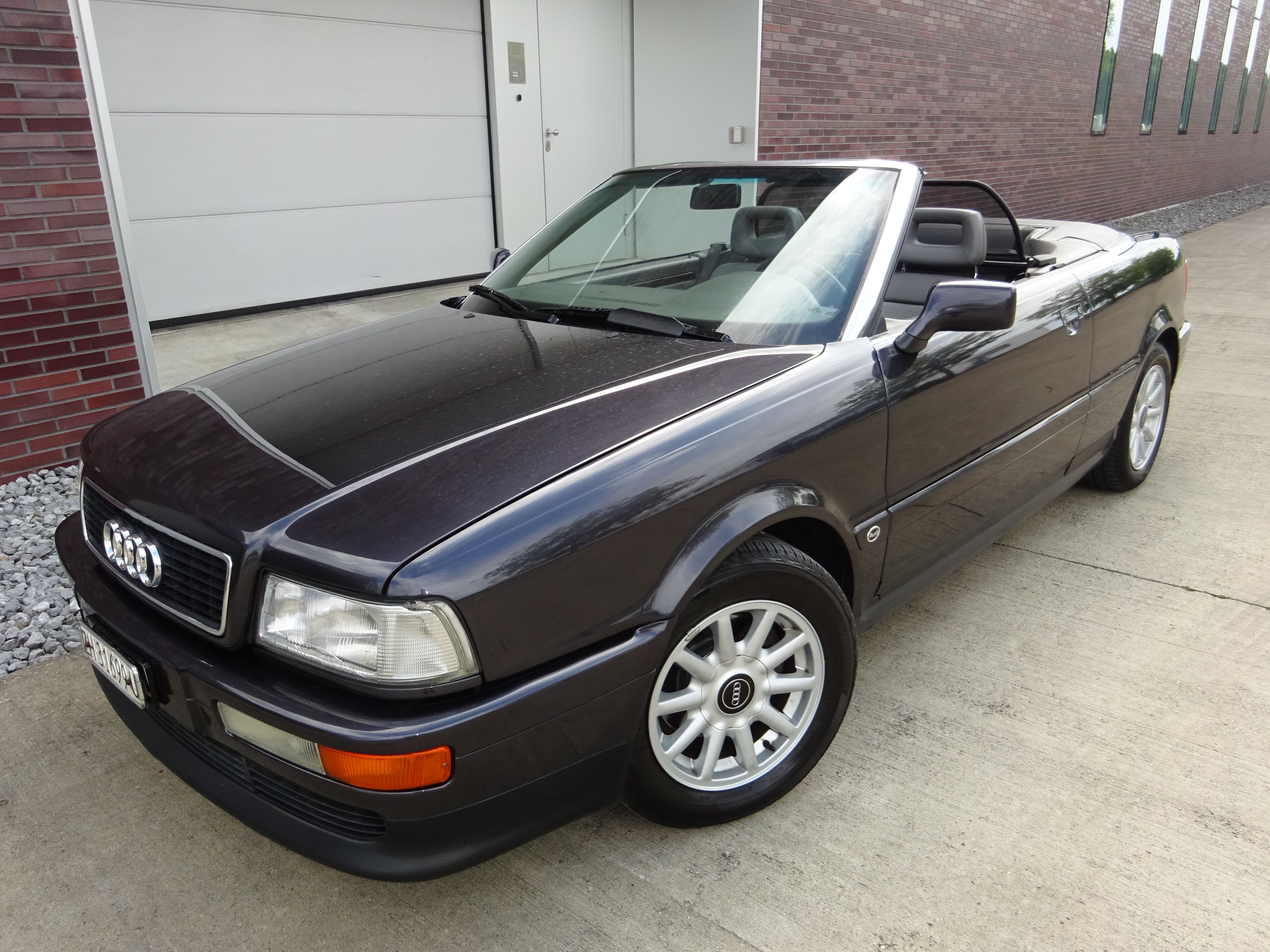 AUDI Cabriolet 2.6 E