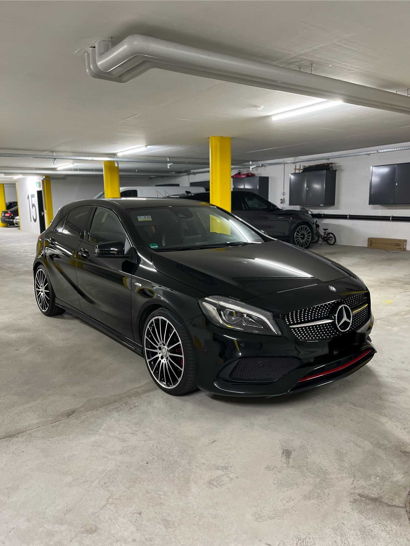 MERCEDES-BENZ A 250 Sport