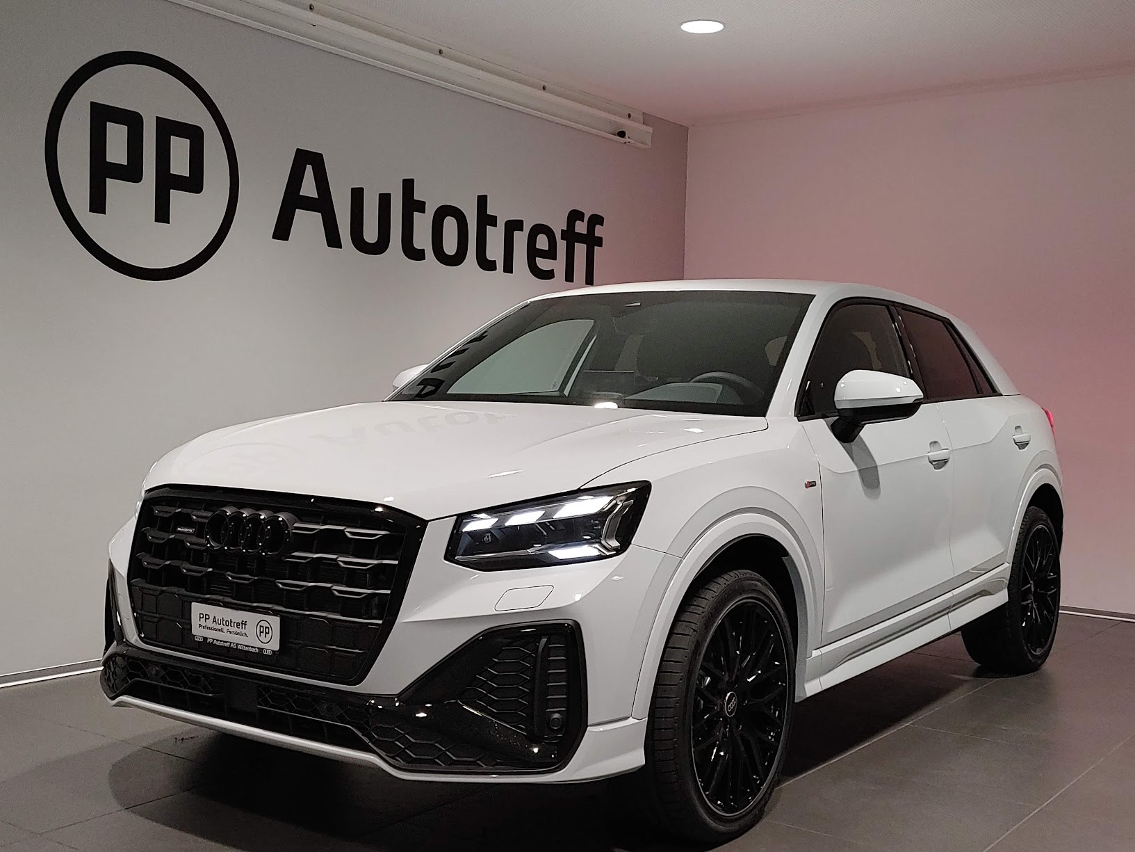 AUDI Q2 40 TFSI S line Attraction quattro S-tronic