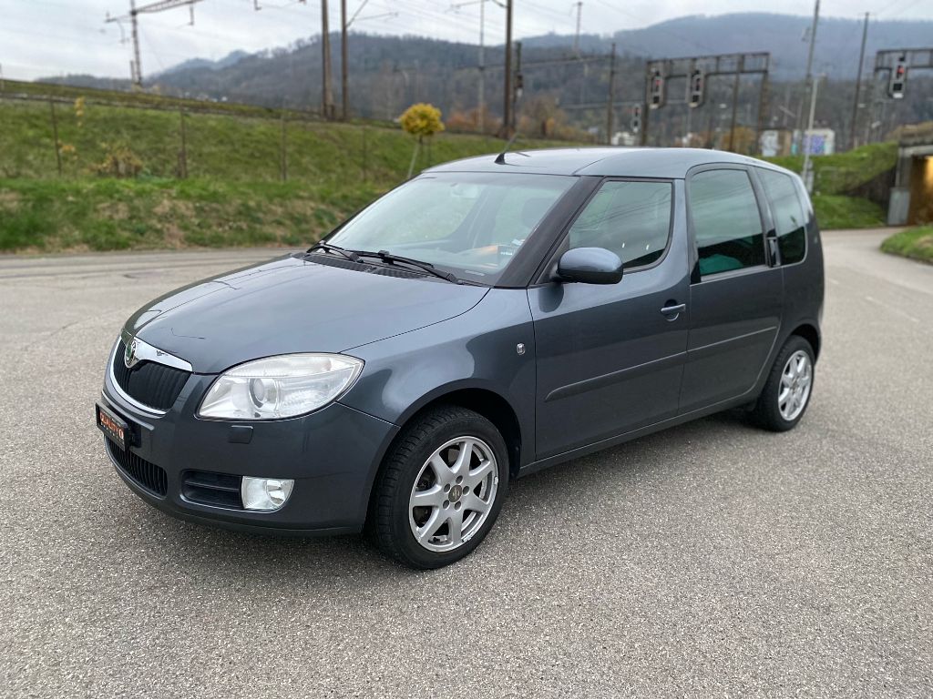 SKODA Roomster 1.6 Scout Automatic