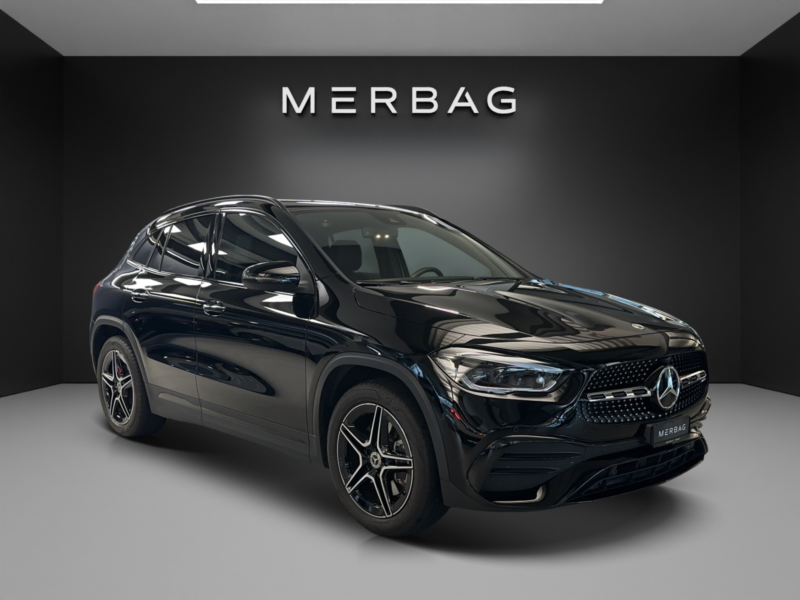 MERCEDES-BENZ GLA 250 AMG Line