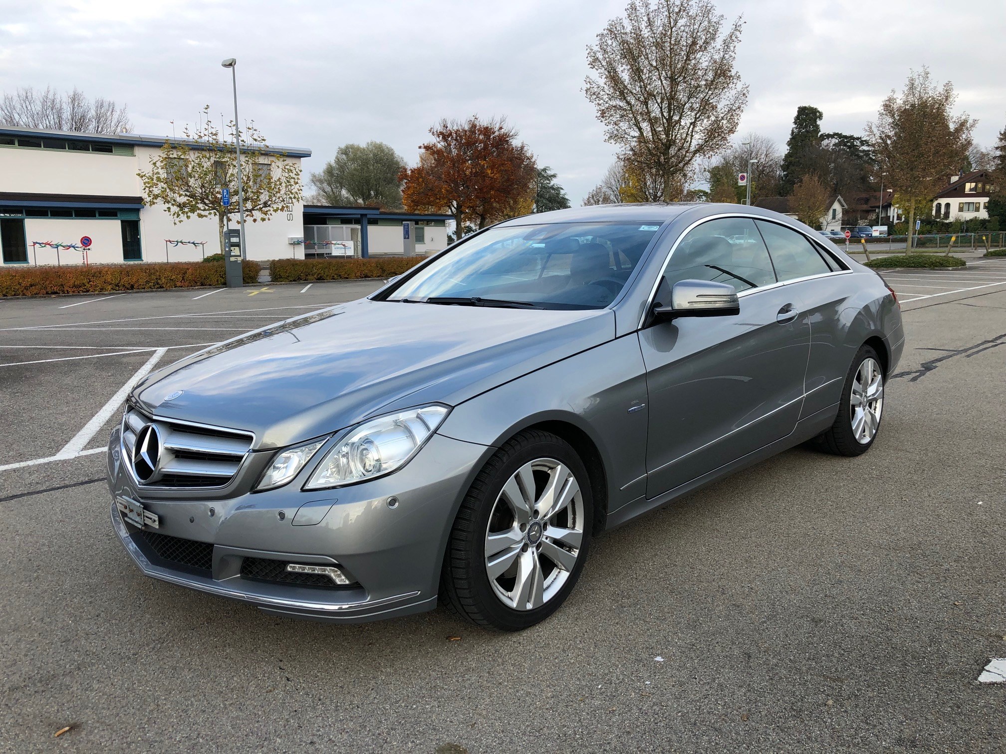 MERCEDES-BENZ E 250 CDI BlueEfficiency Automatic