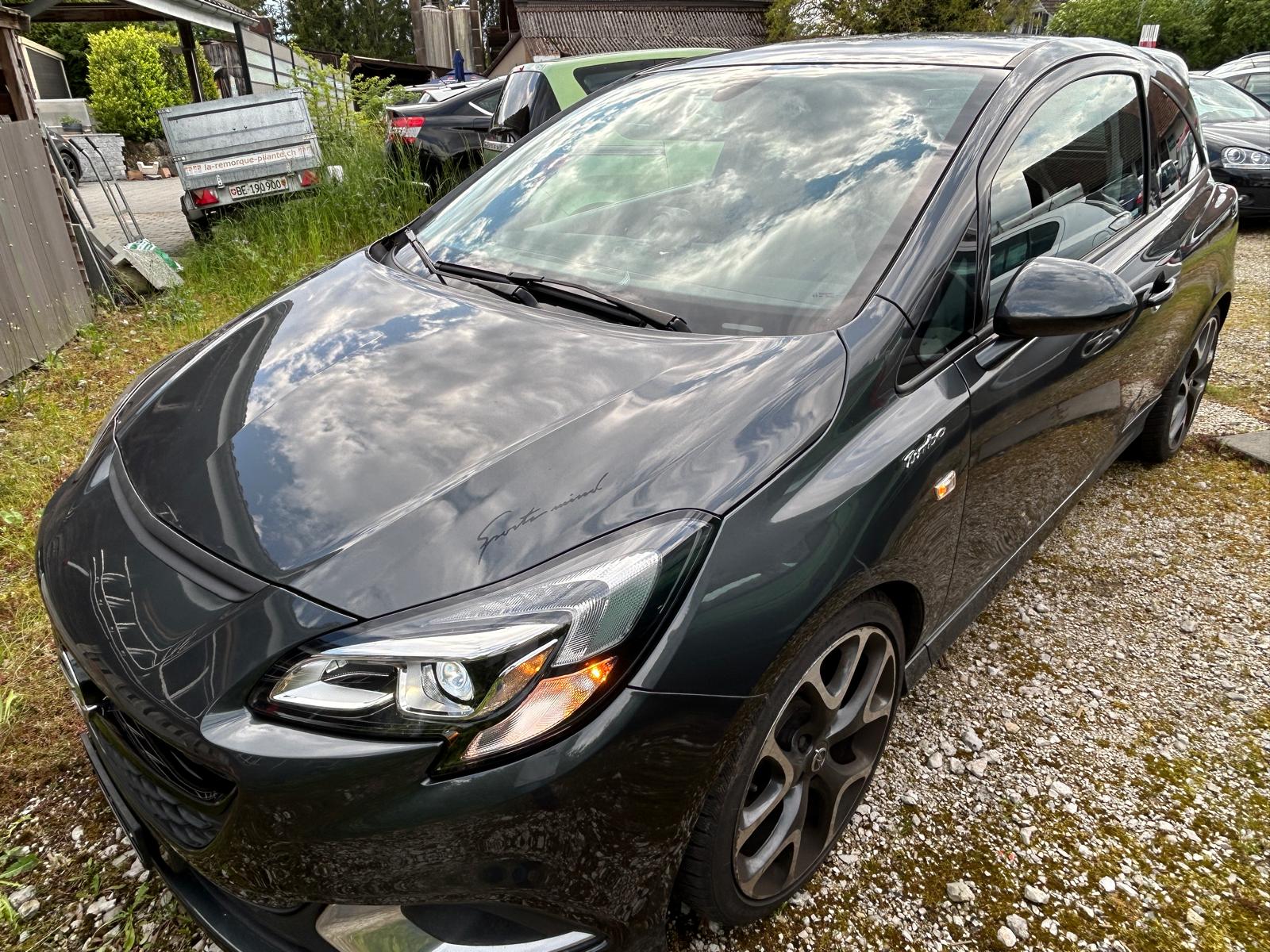 OPEL Corsa 1.6 Turbo OPC