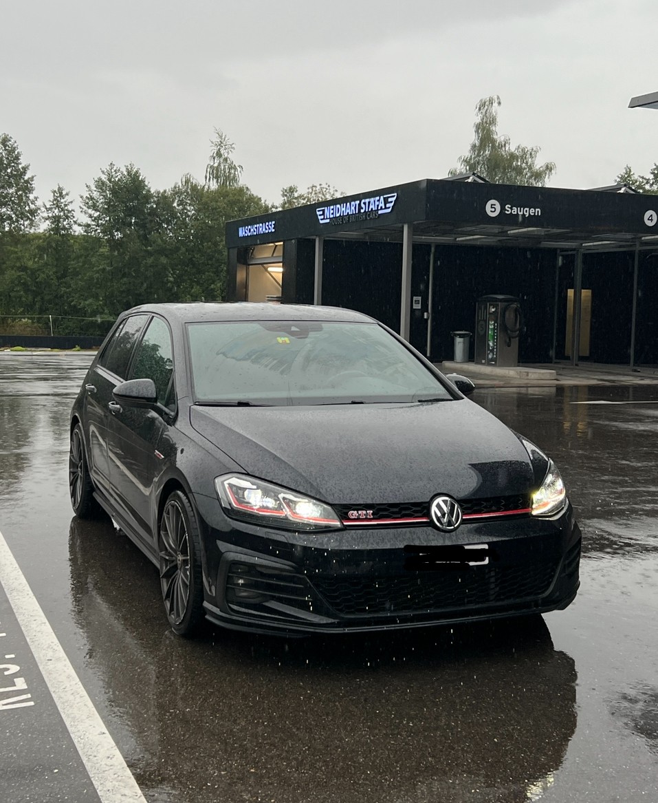 VW Golf 2.0 TSI GTI Performance DSG