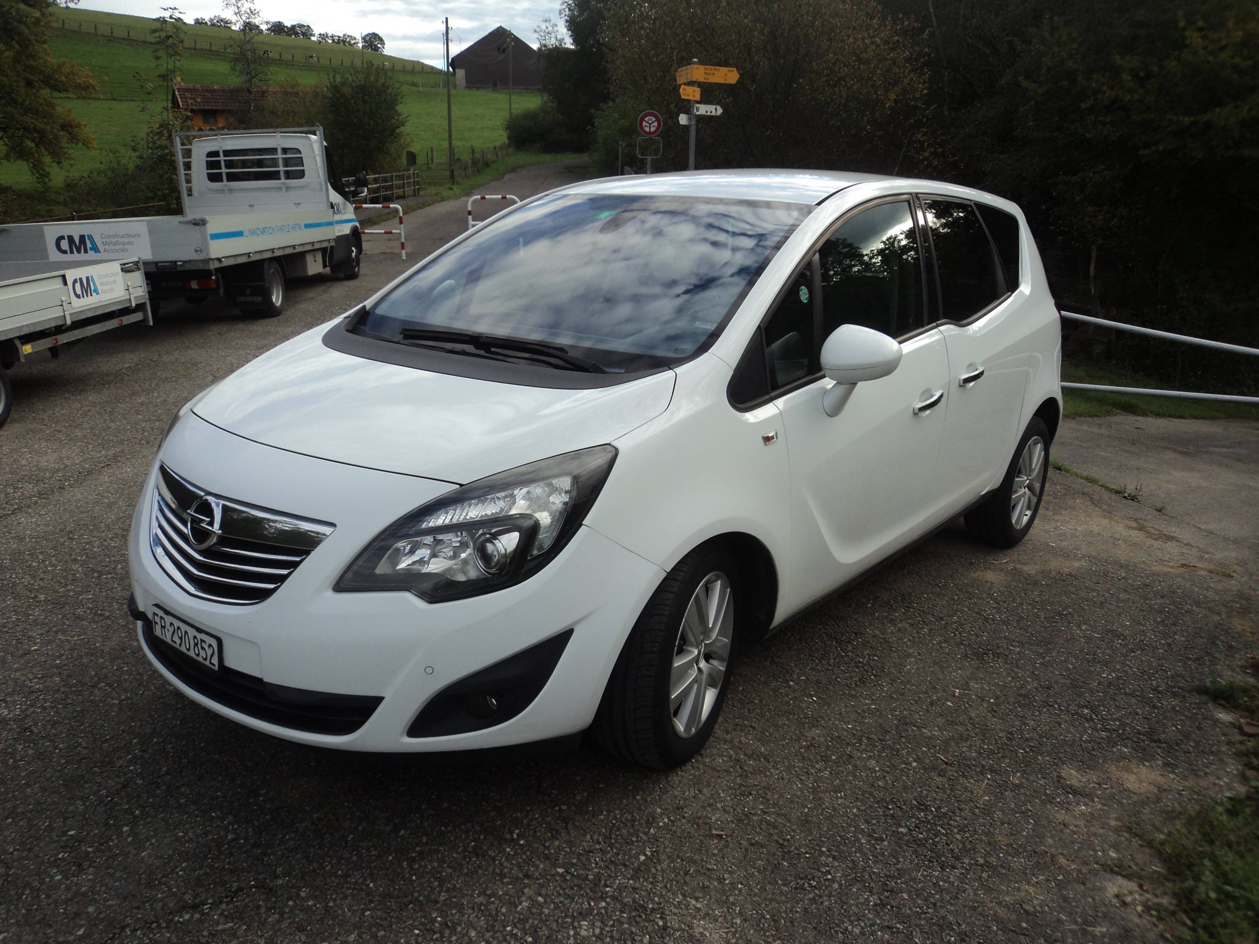 OPEL Meriva 1.4 Turbo Enjoy