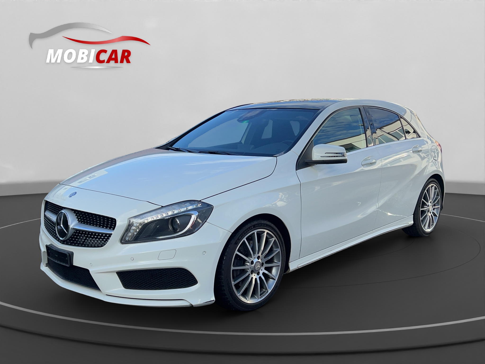 MERCEDES-BENZ A 250 AMG Line 7G-DCT