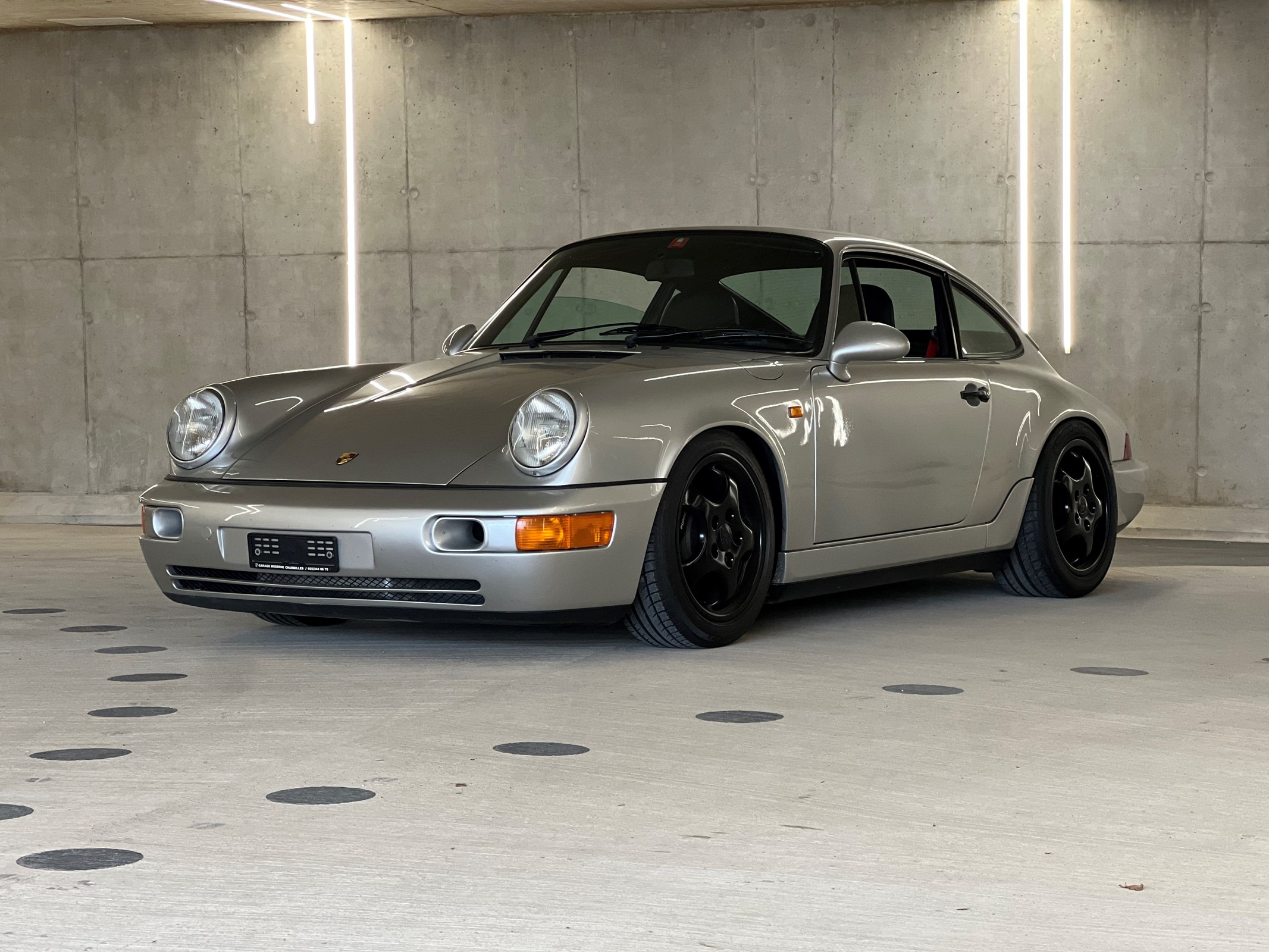 PORSCHE 911 Carrera 2 RS