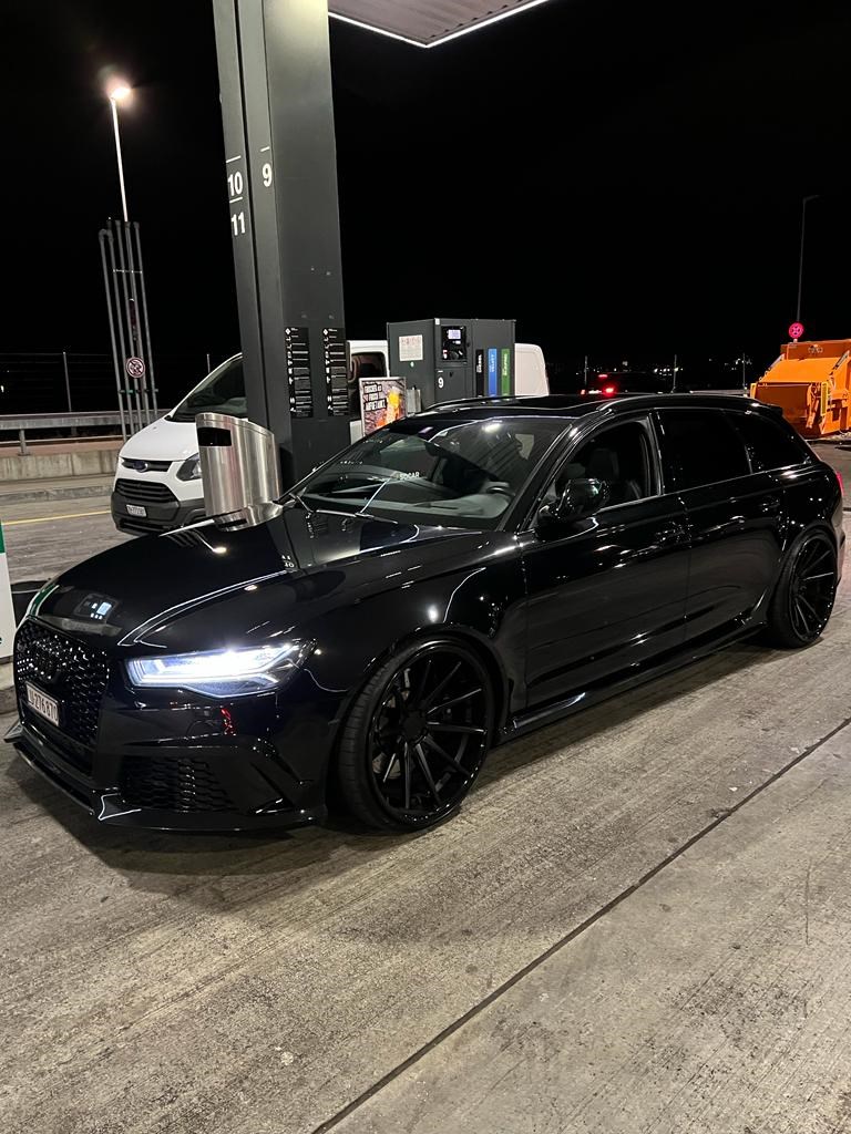 AUDI RS6 Avant 4.0 TFSI V8 performance quattro