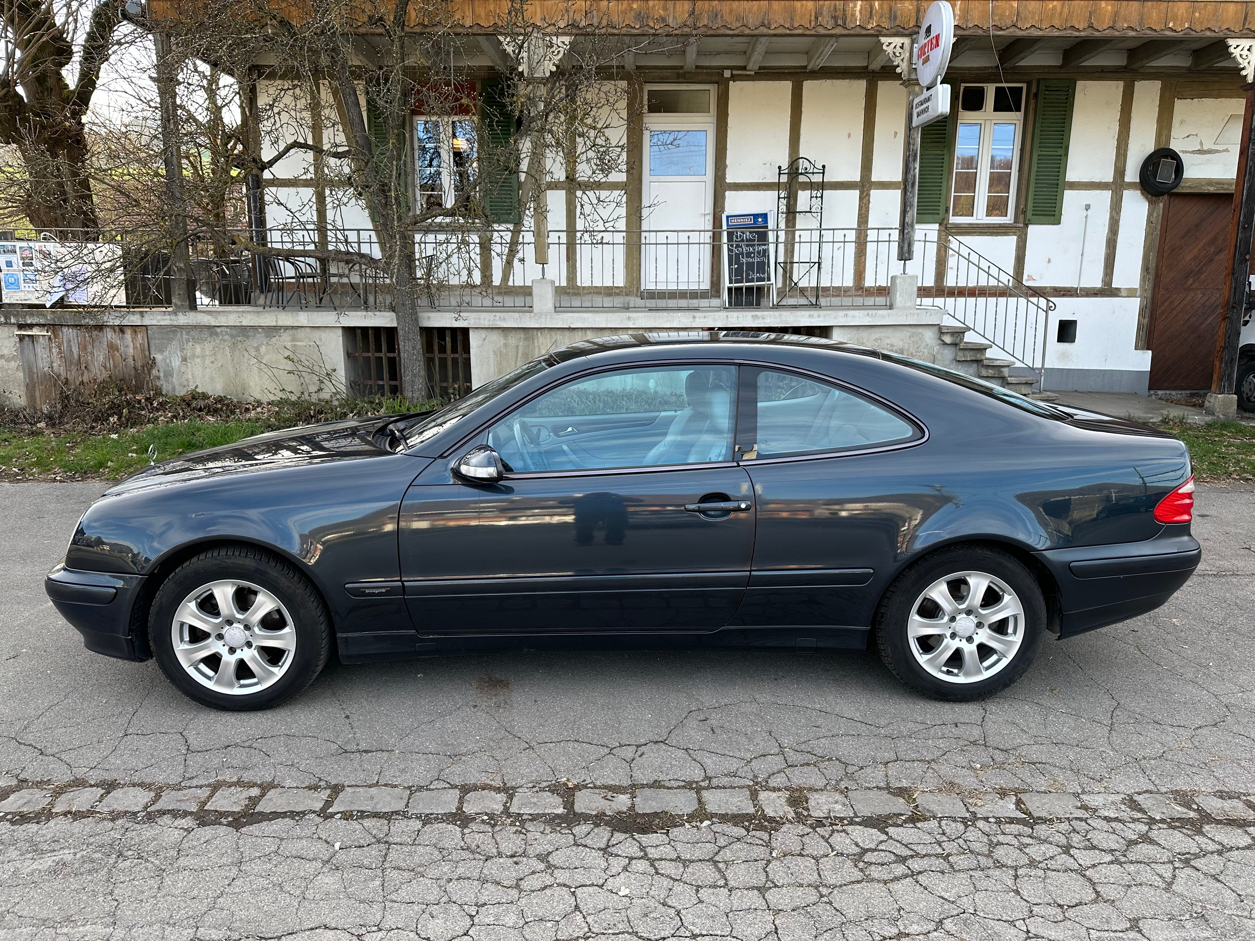 MERCEDES-BENZ CLK 230 Kompressor Avantgarde