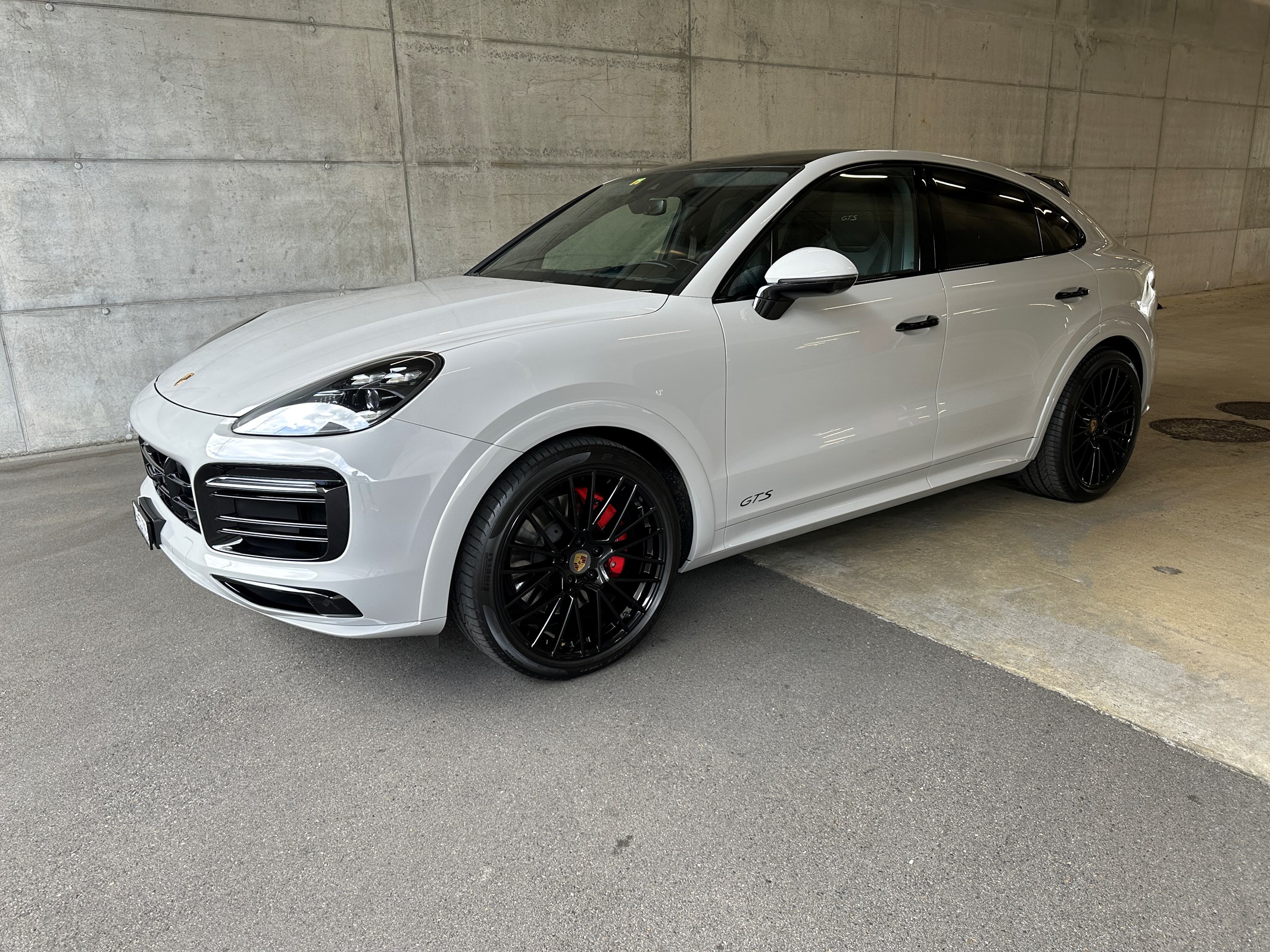 PORSCHE Cayenne GTS Coupé