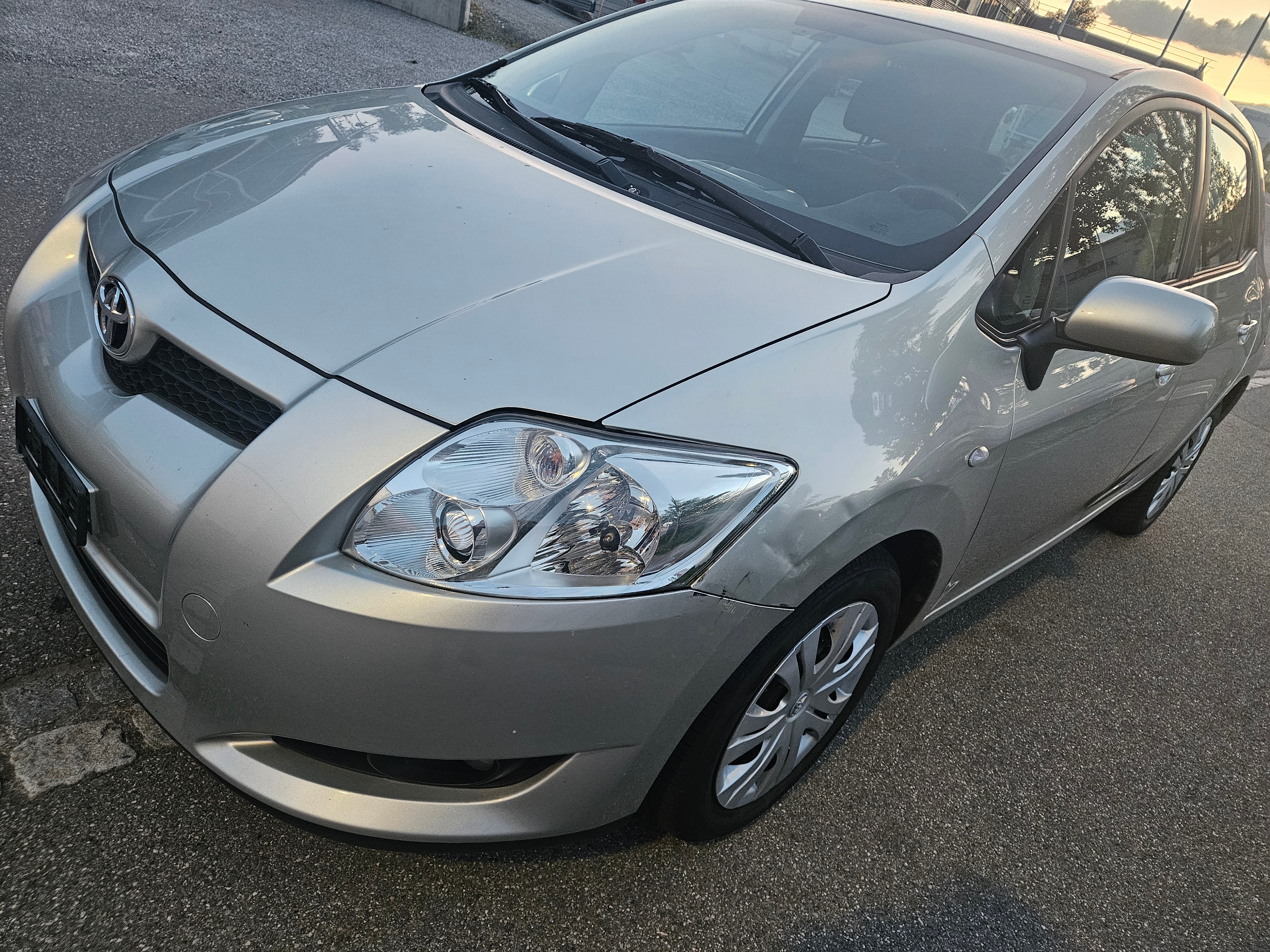 TOYOTA Auris 1.6 Linea Luna MultiMode