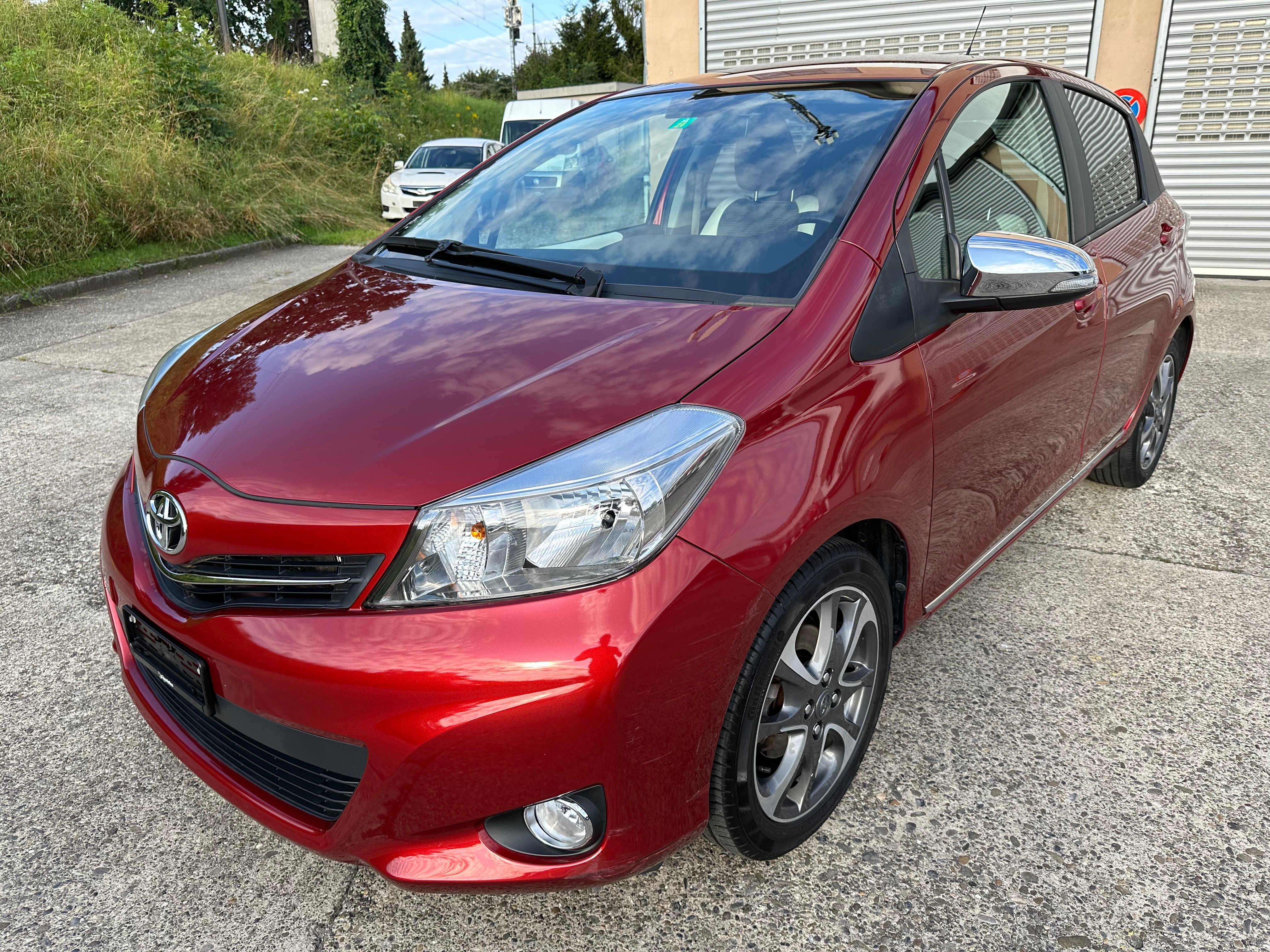 TOYOTA Yaris 1.33 Sol Premium