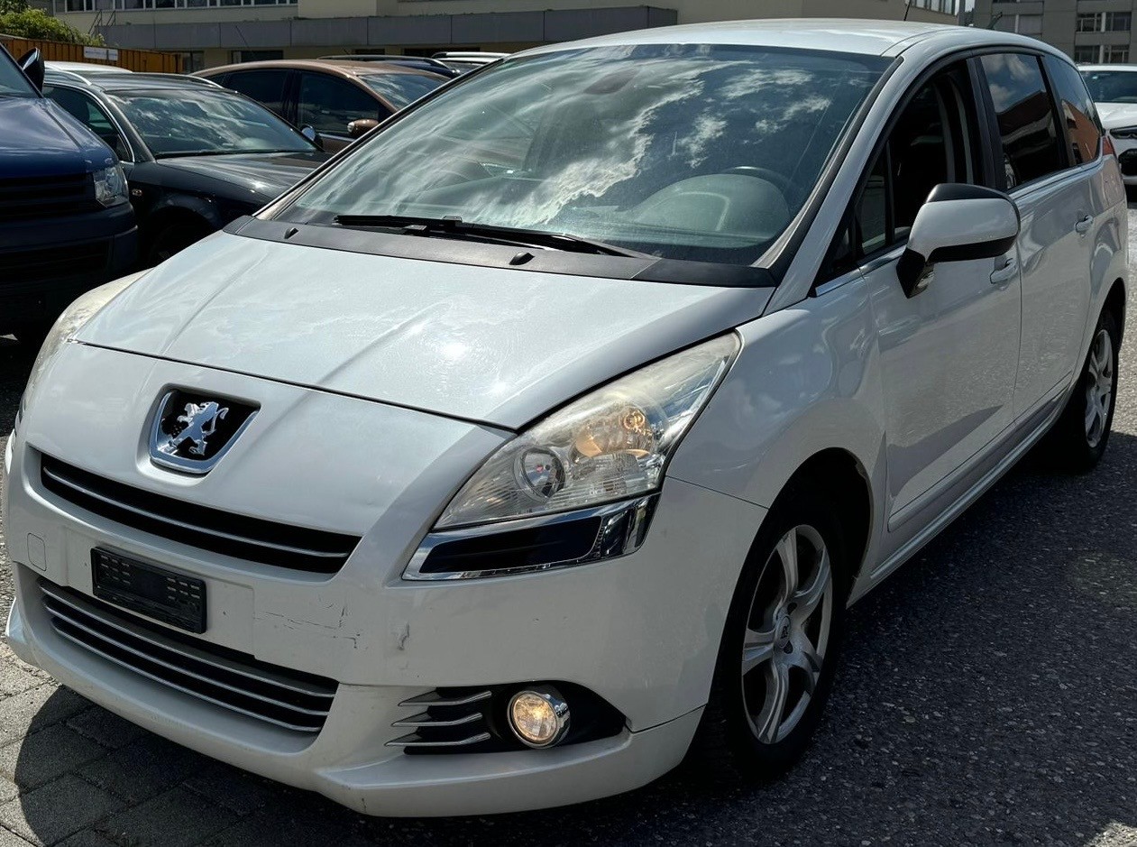 PEUGEOT 5008 1.6 HDI Business EGS6 (AUTOMAT BO4)