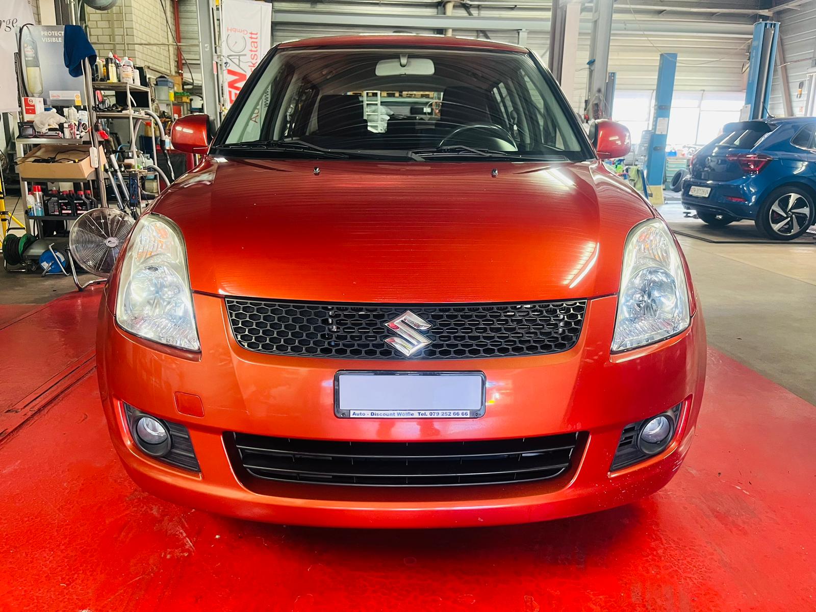 SUZUKI Swift 1.3i 16V GL Top 4x4