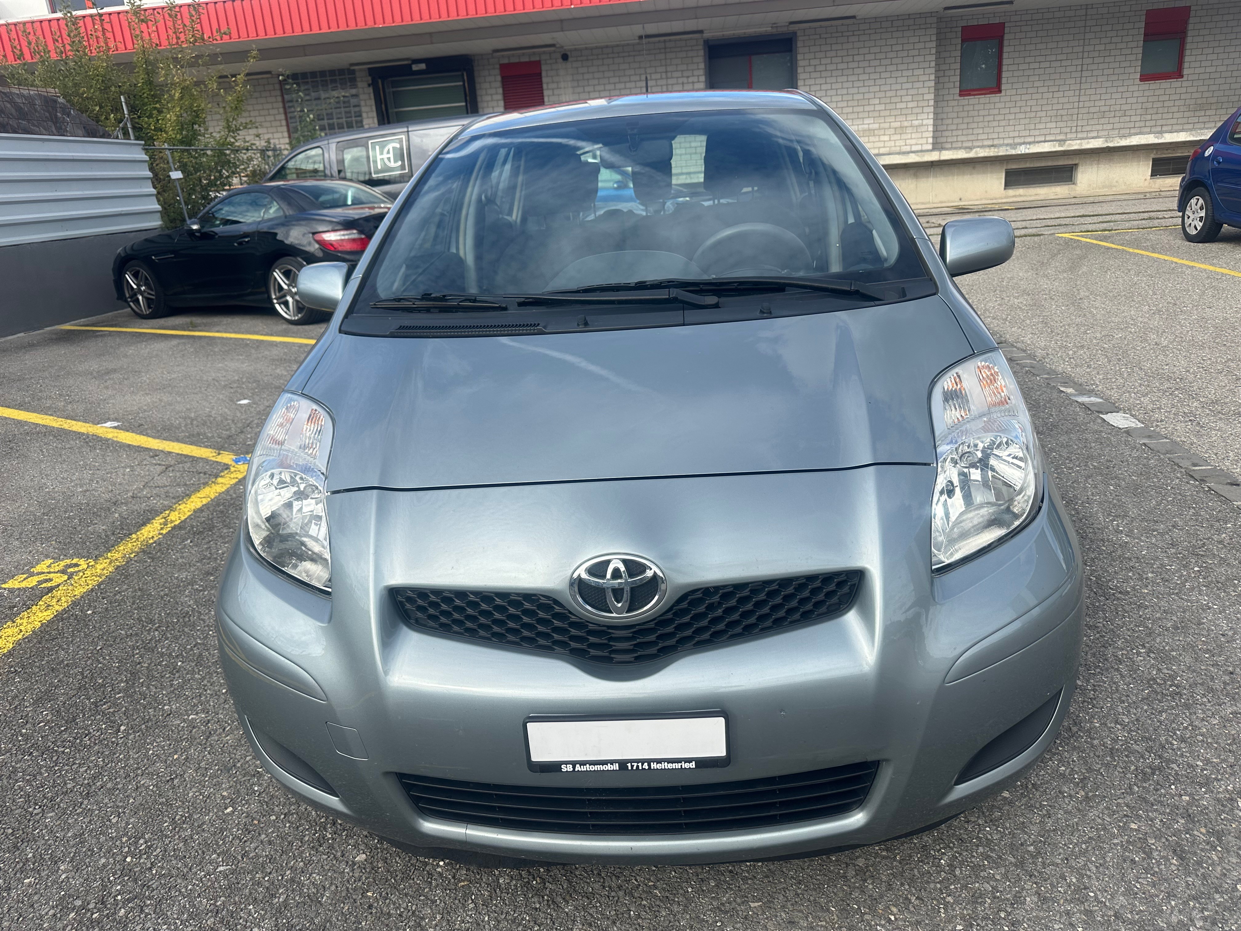 TOYOTA Yaris 1.33 Linea Luna Multimode