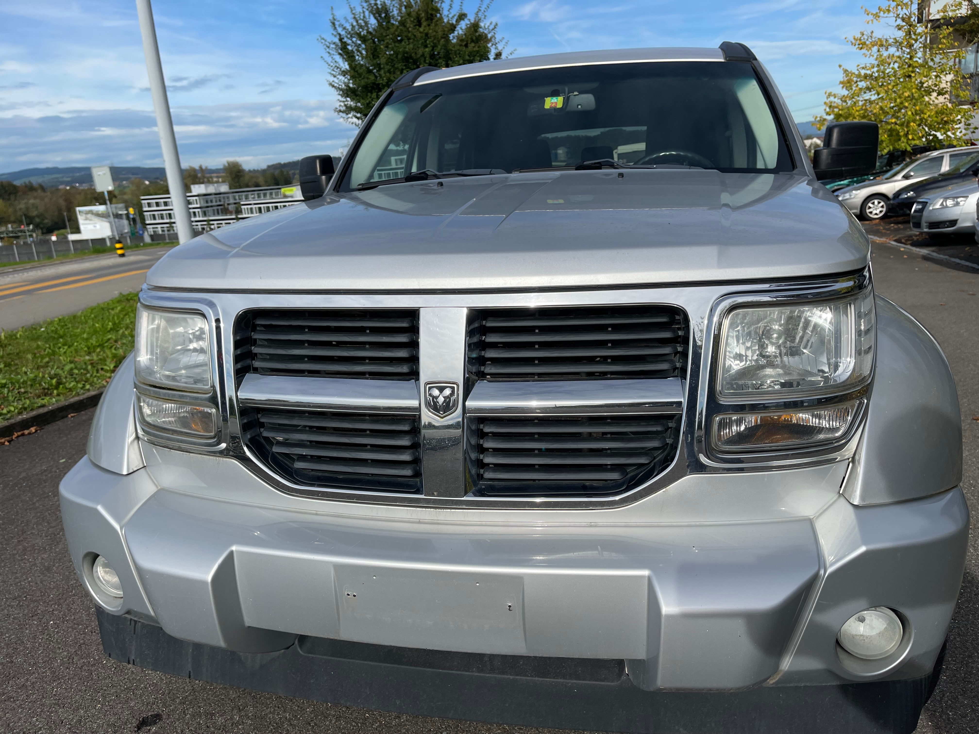 DODGE Nitro 2.8 CRD SXT Automatic