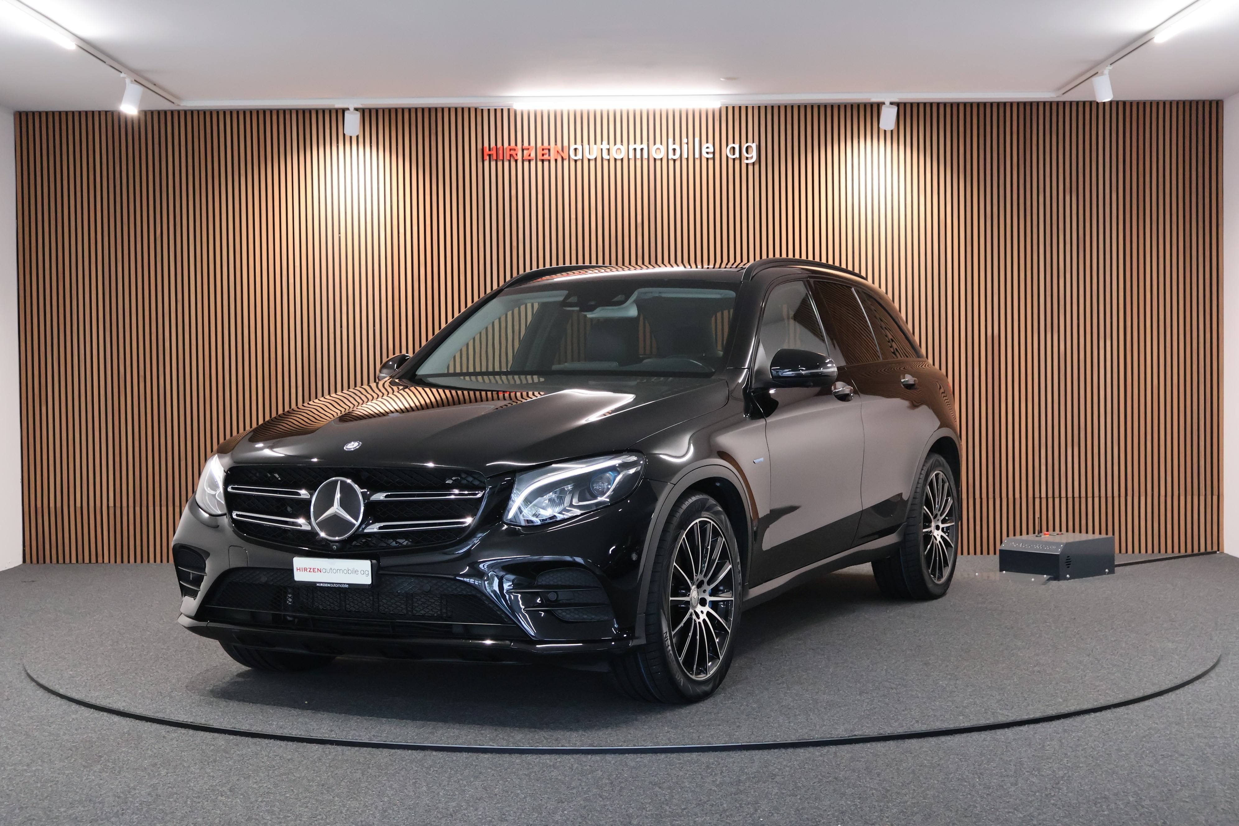 MERCEDES-BENZ GLC 350 e AMG Line 4Matic 7G-Tronic