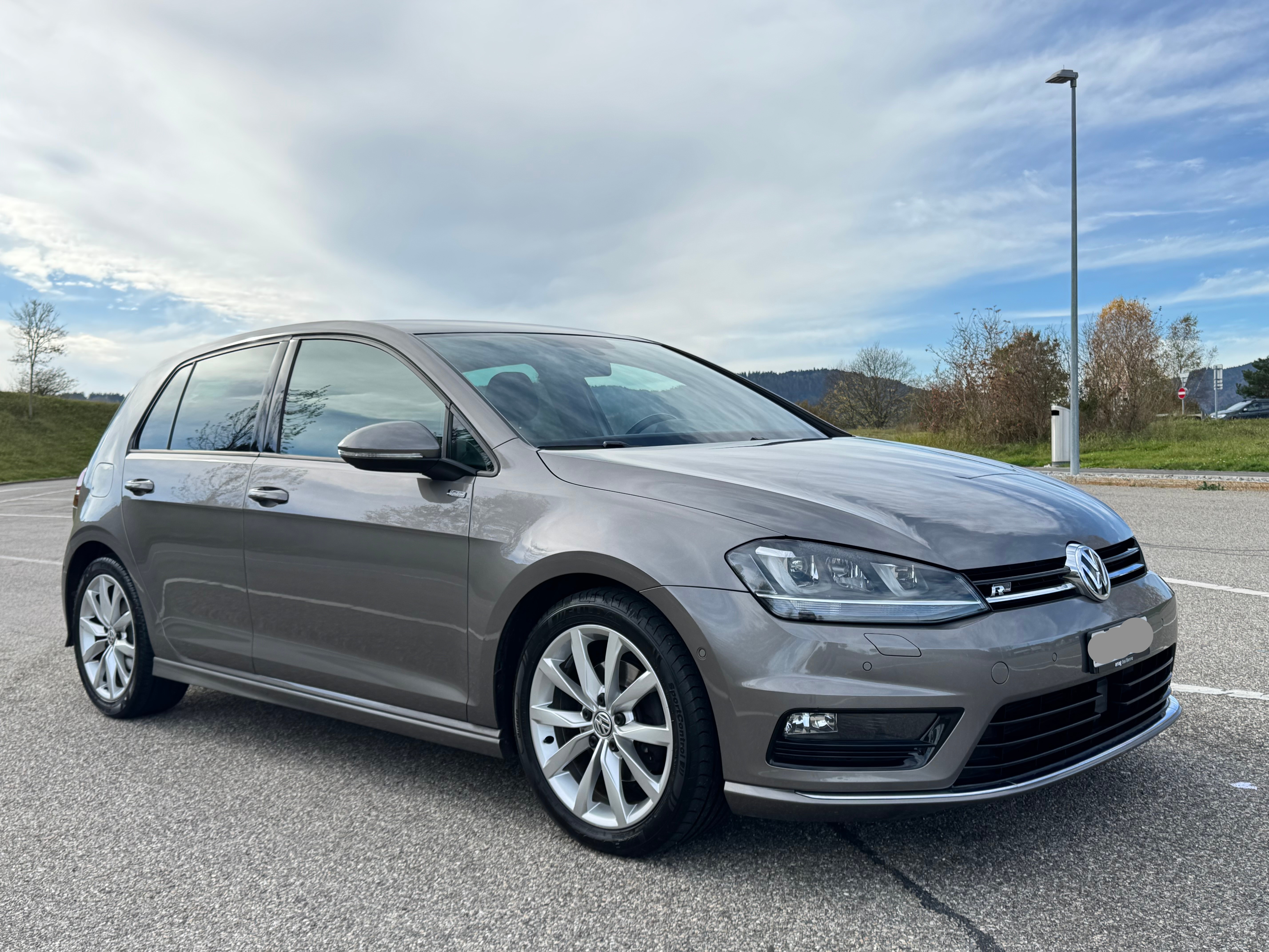 VW Golf 2.0 TDI Cup R-Line 4Motion