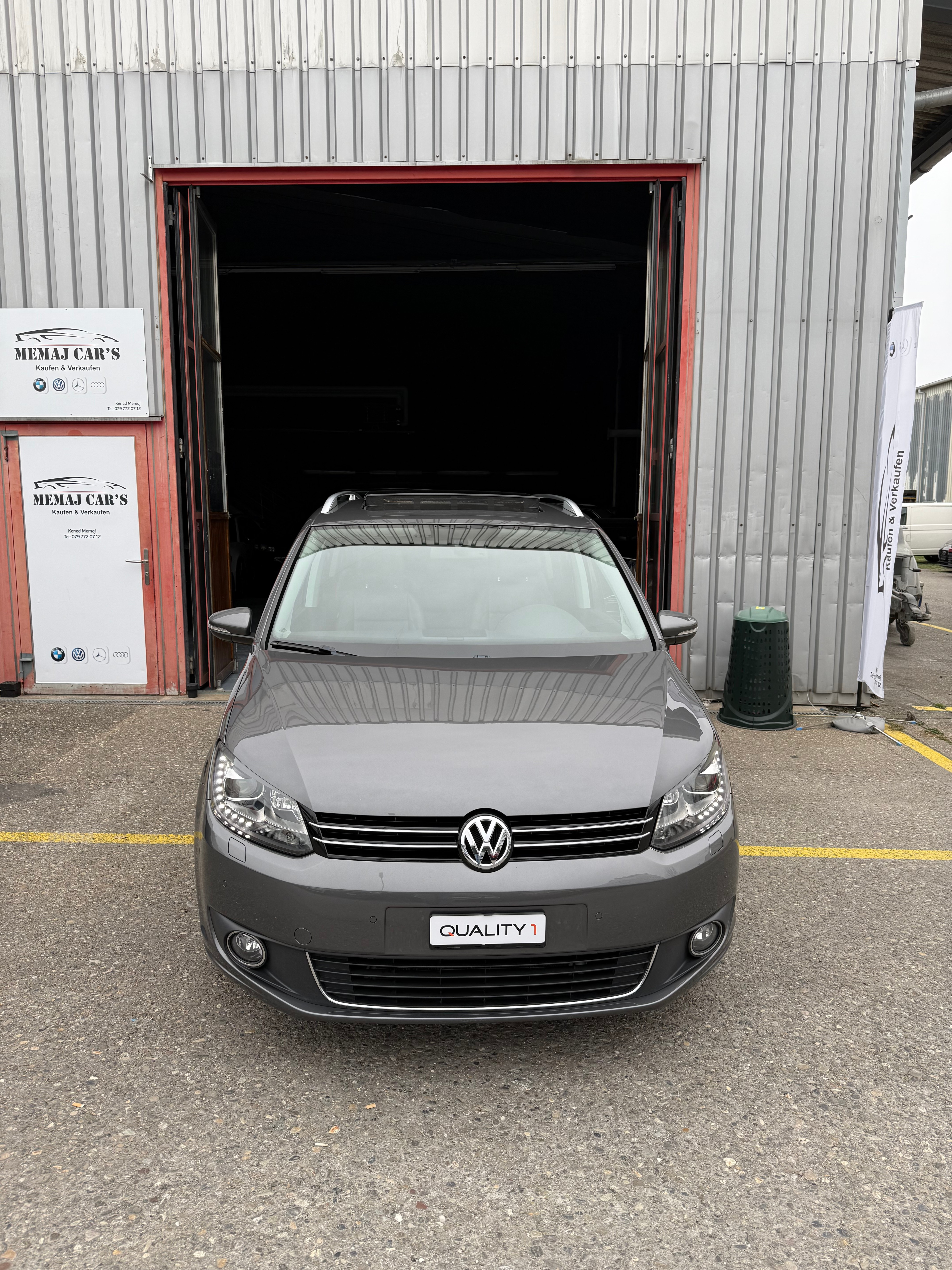 VW Touran 2.0 TDI Highline DSG 7 Plätzer