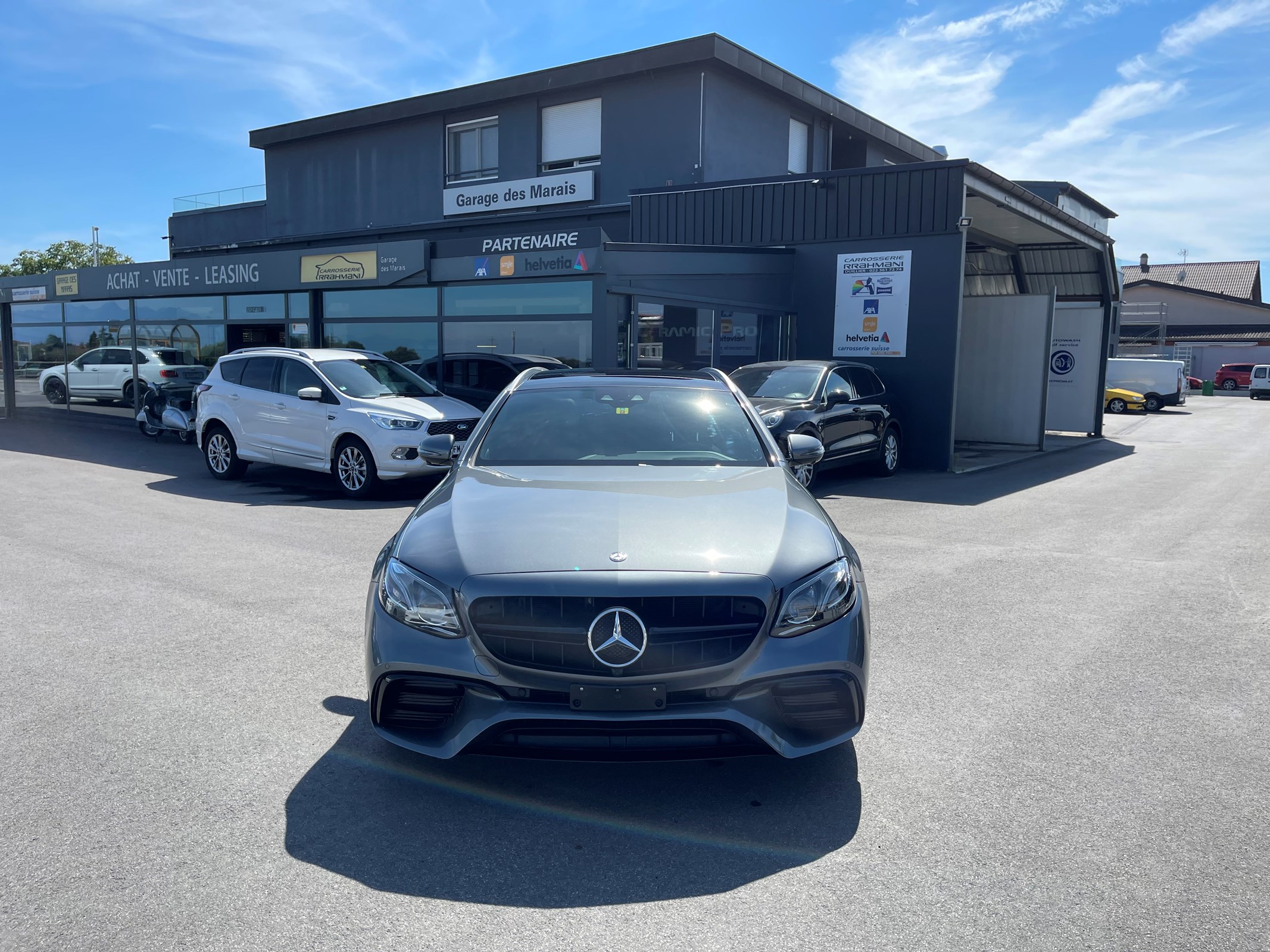 MERCEDES-BENZ E 220 d AMG Line 9G-Tronic