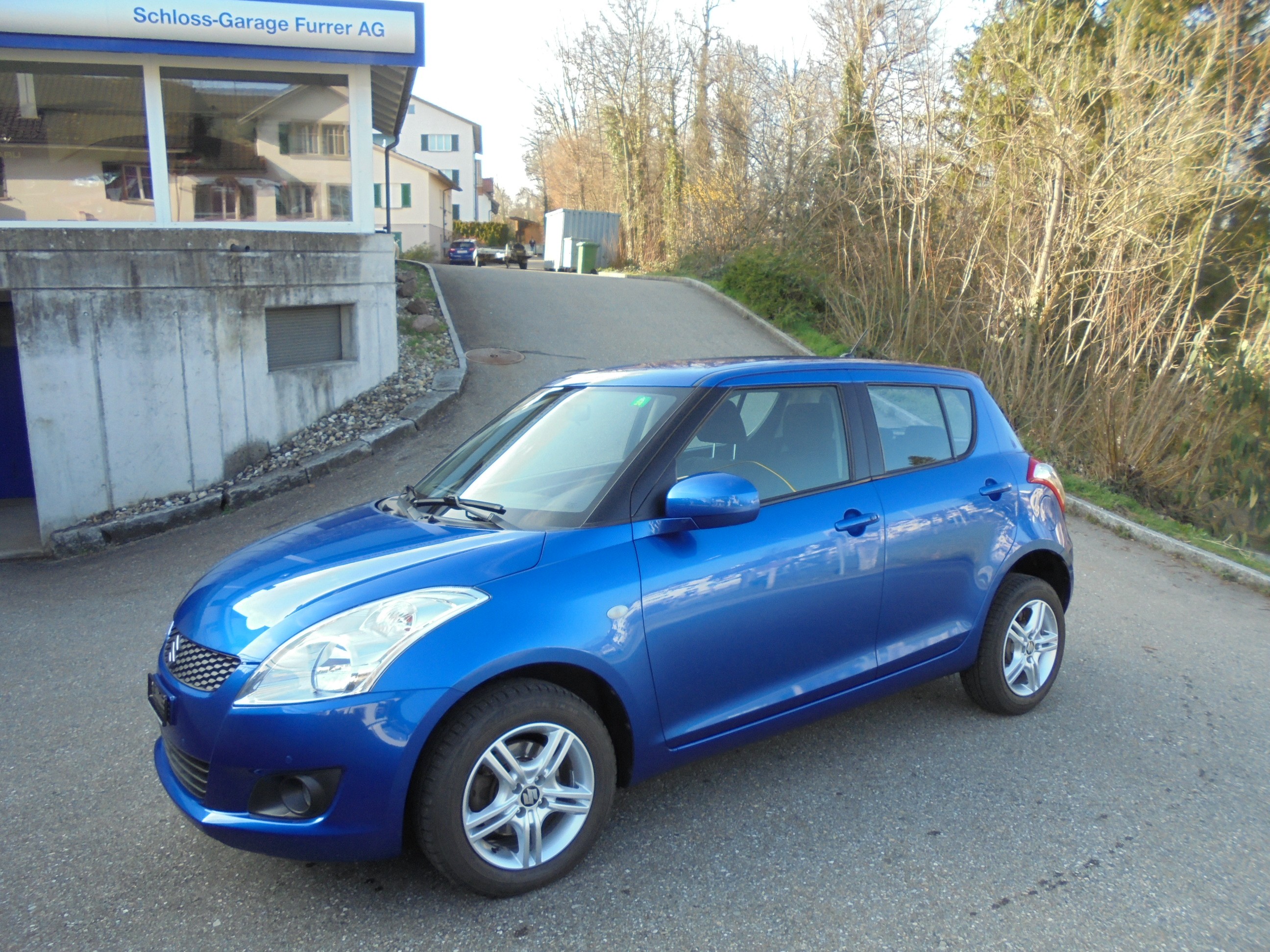 SUZUKI Swift 1.2i 16V GL Top 4x4