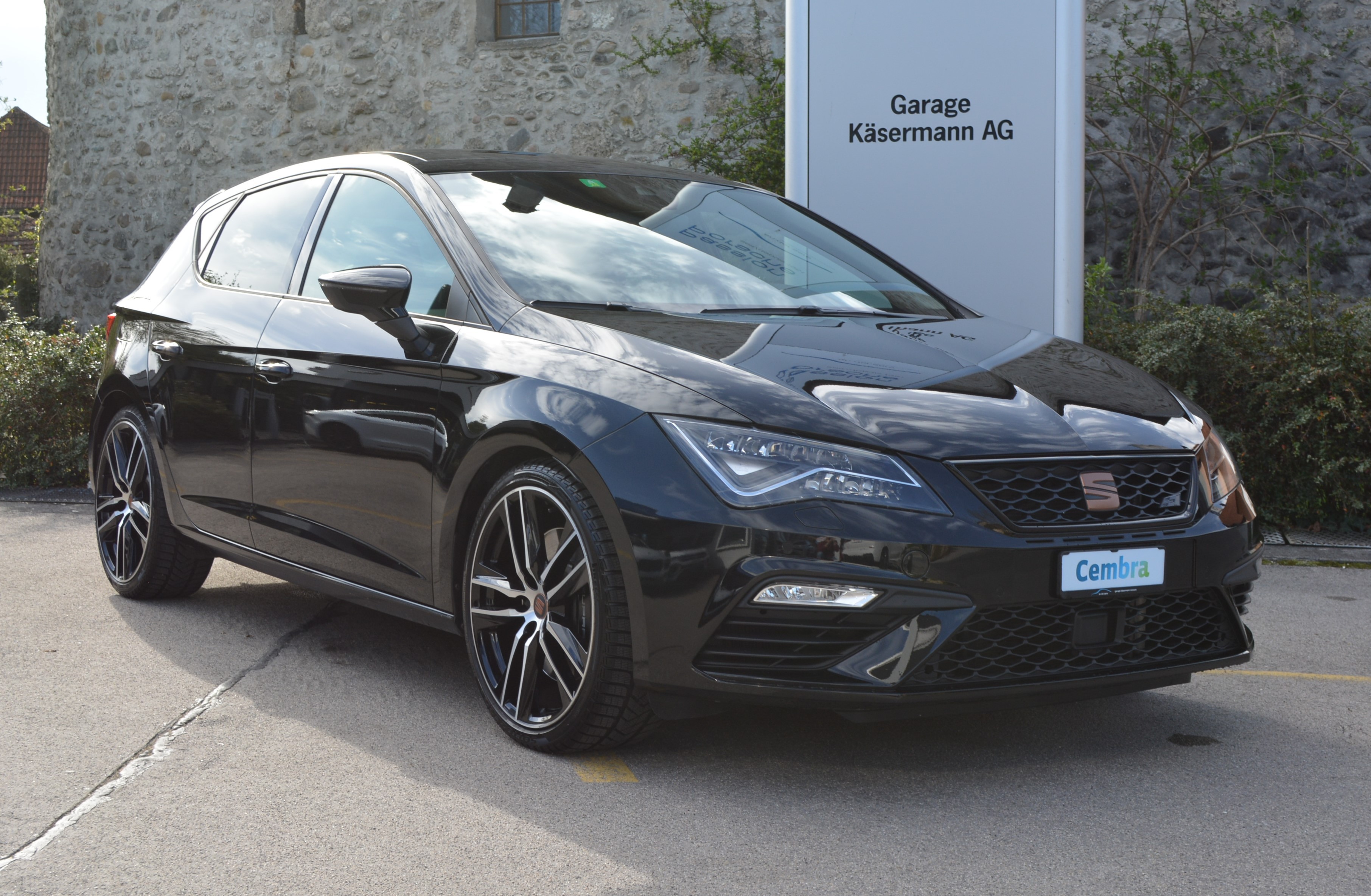 SEAT Leon 2.0 TSI SWISS Cupra 290 DSG