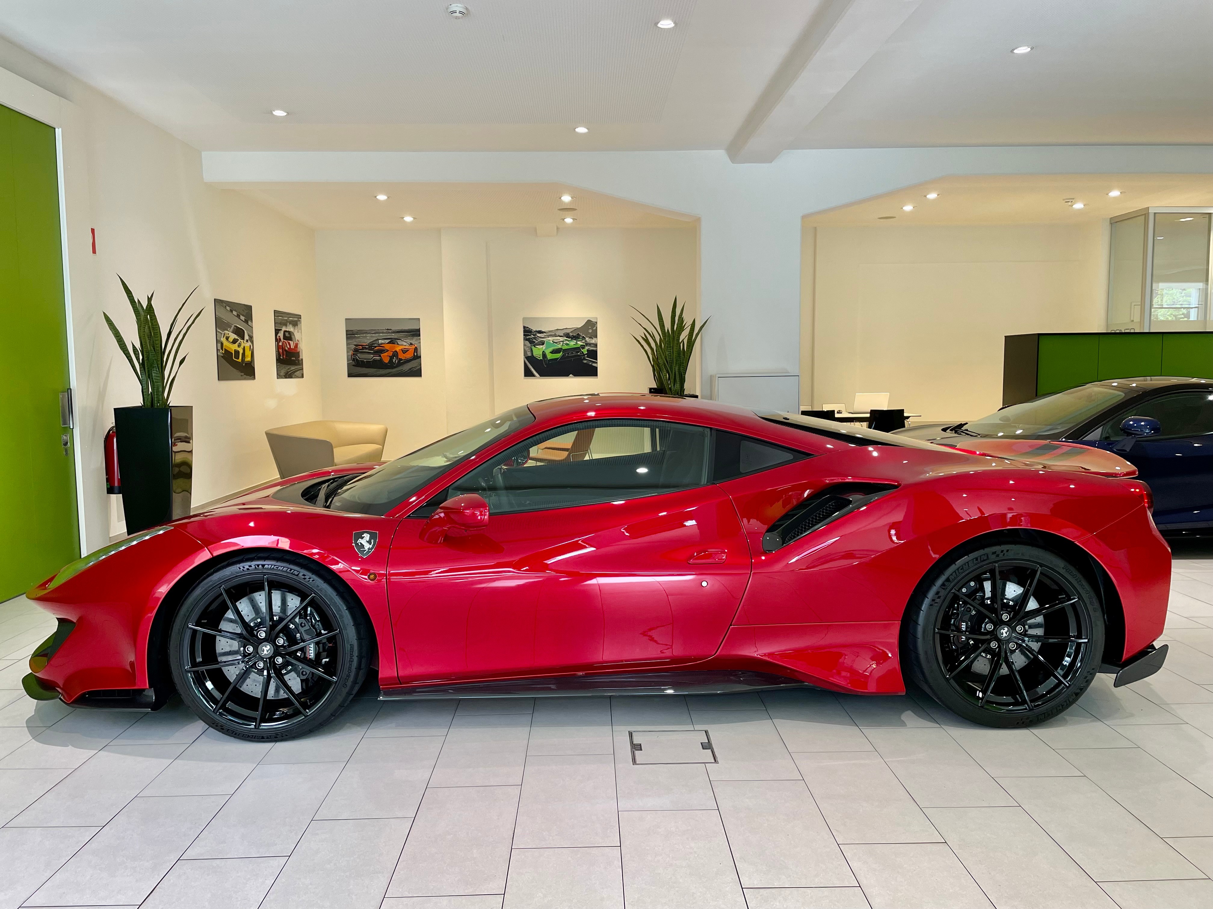 FERRARI 488 Pista 3.9 V8