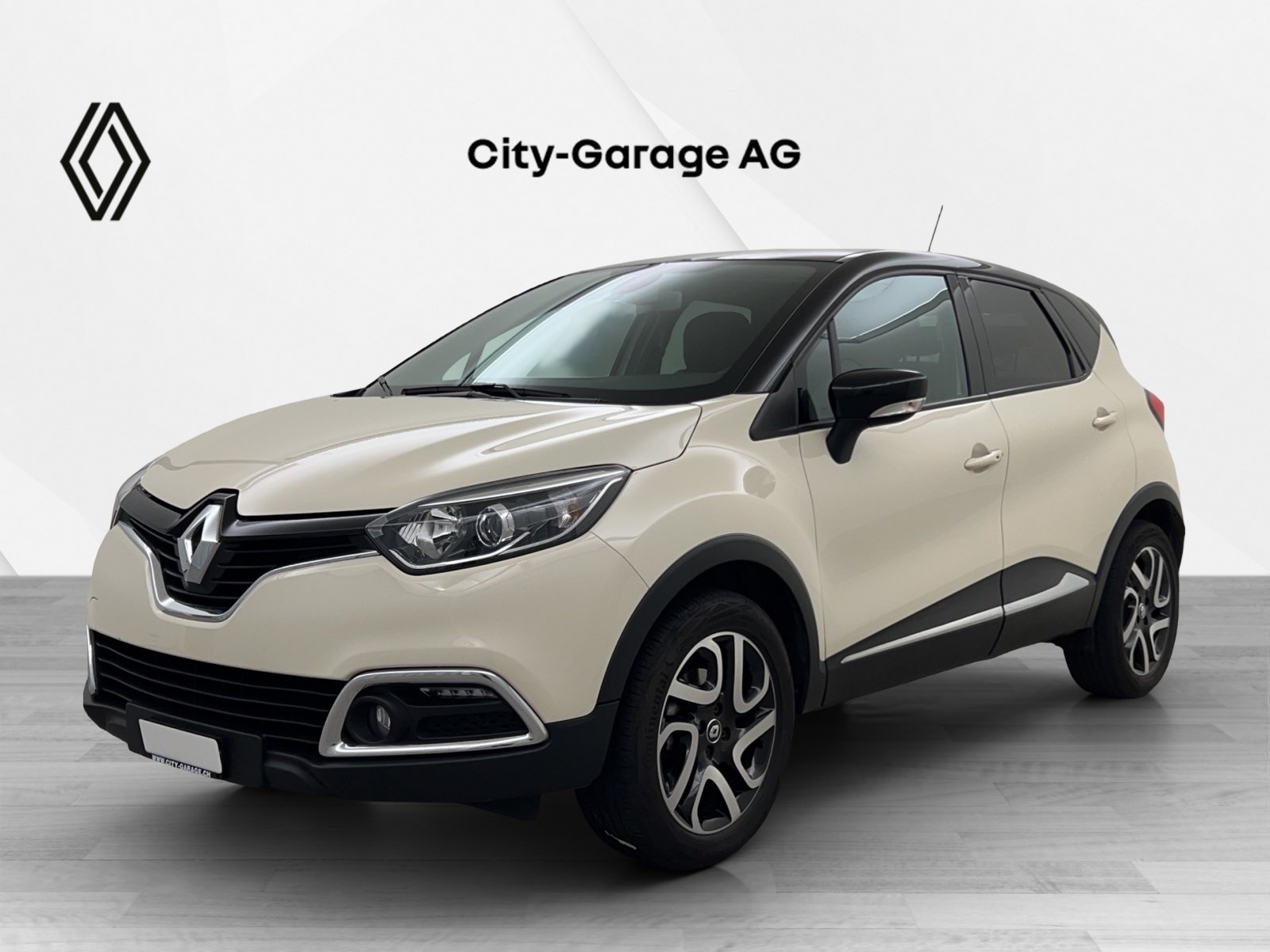 RENAULT Captur 1.2 TCe Outdoor