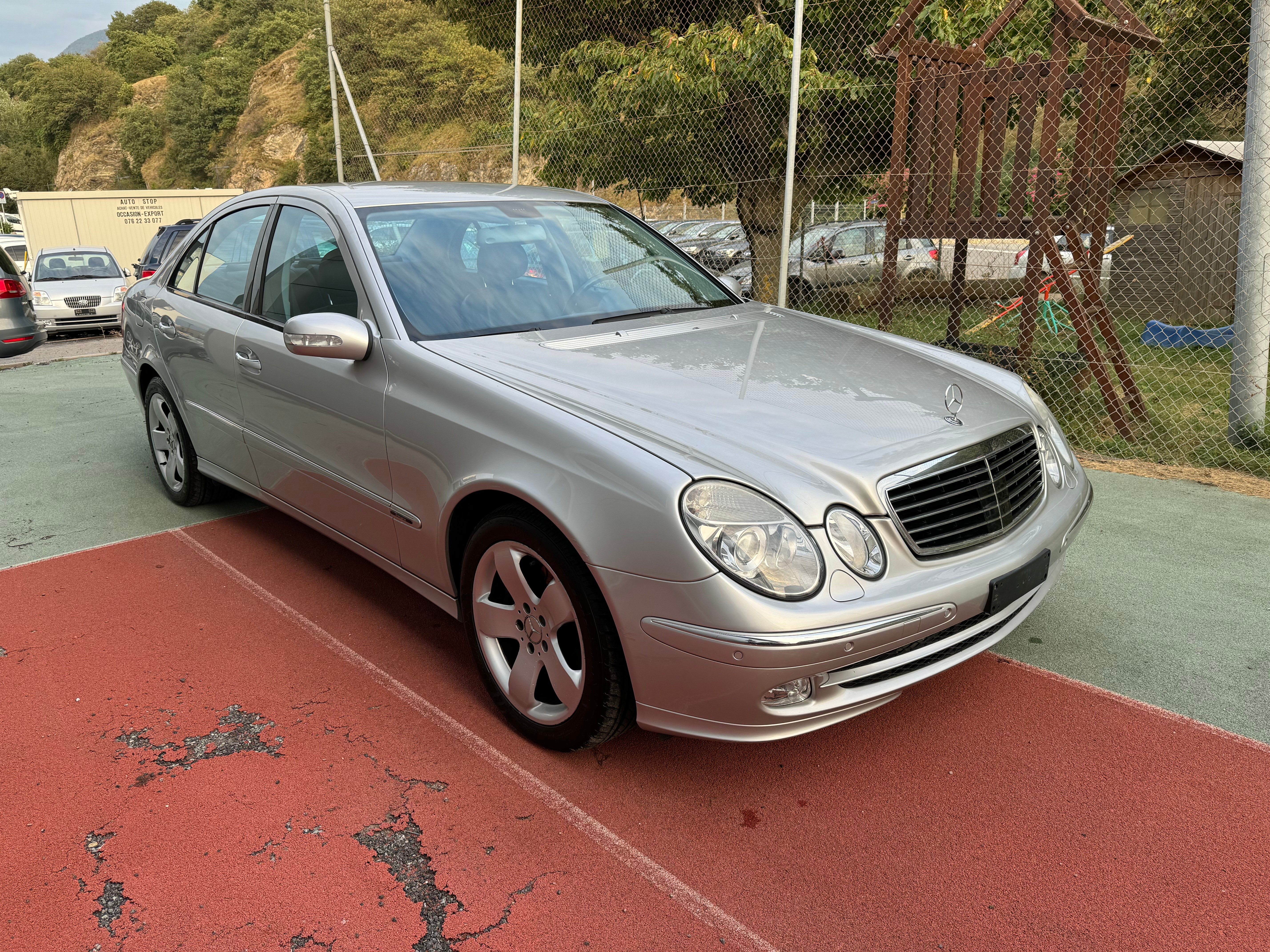 MERCEDES-BENZ E 500 Avantgarde 4Matic Automatic