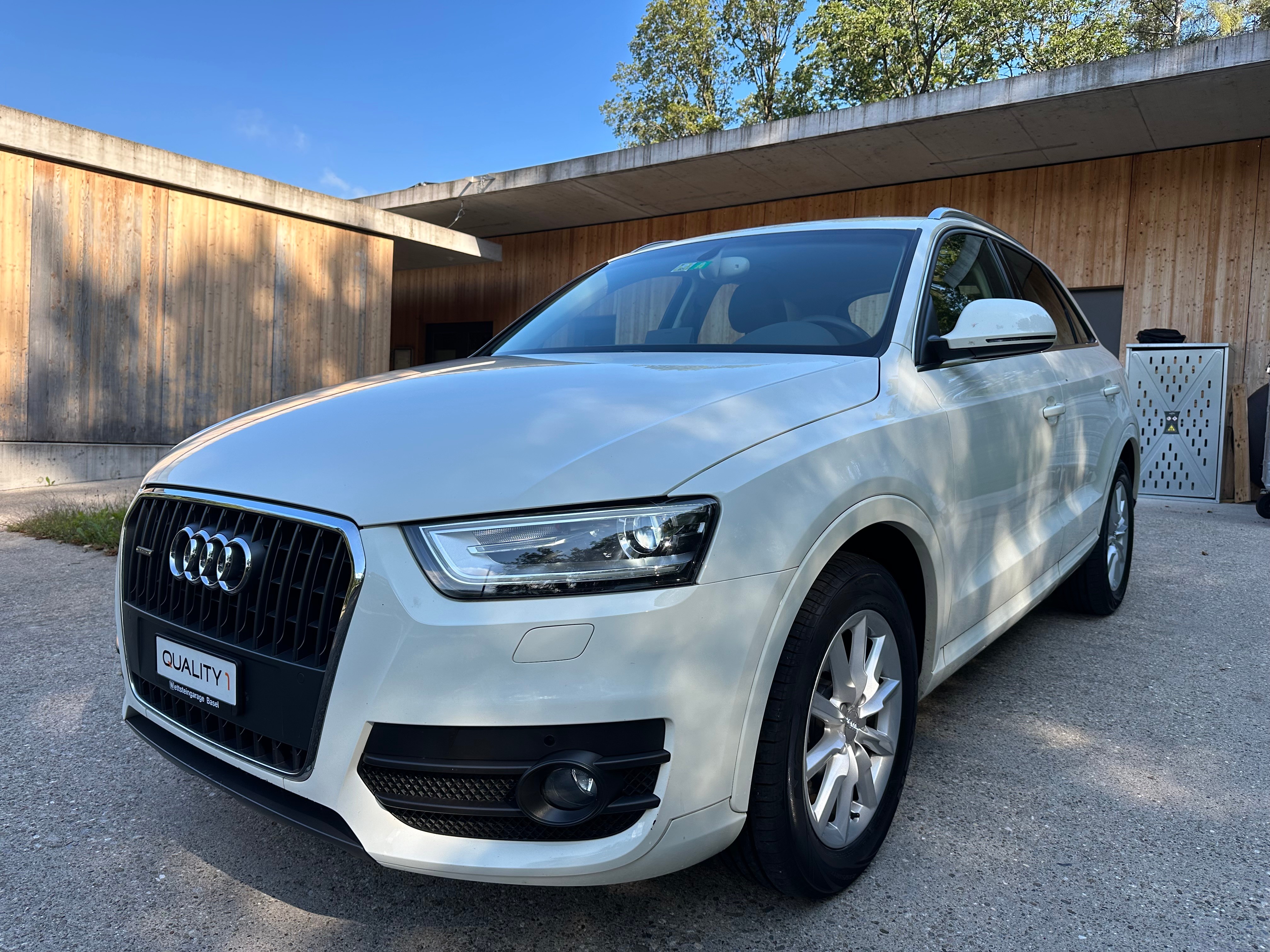 AUDI Q3 2.0 TFSI quattro S-tronic