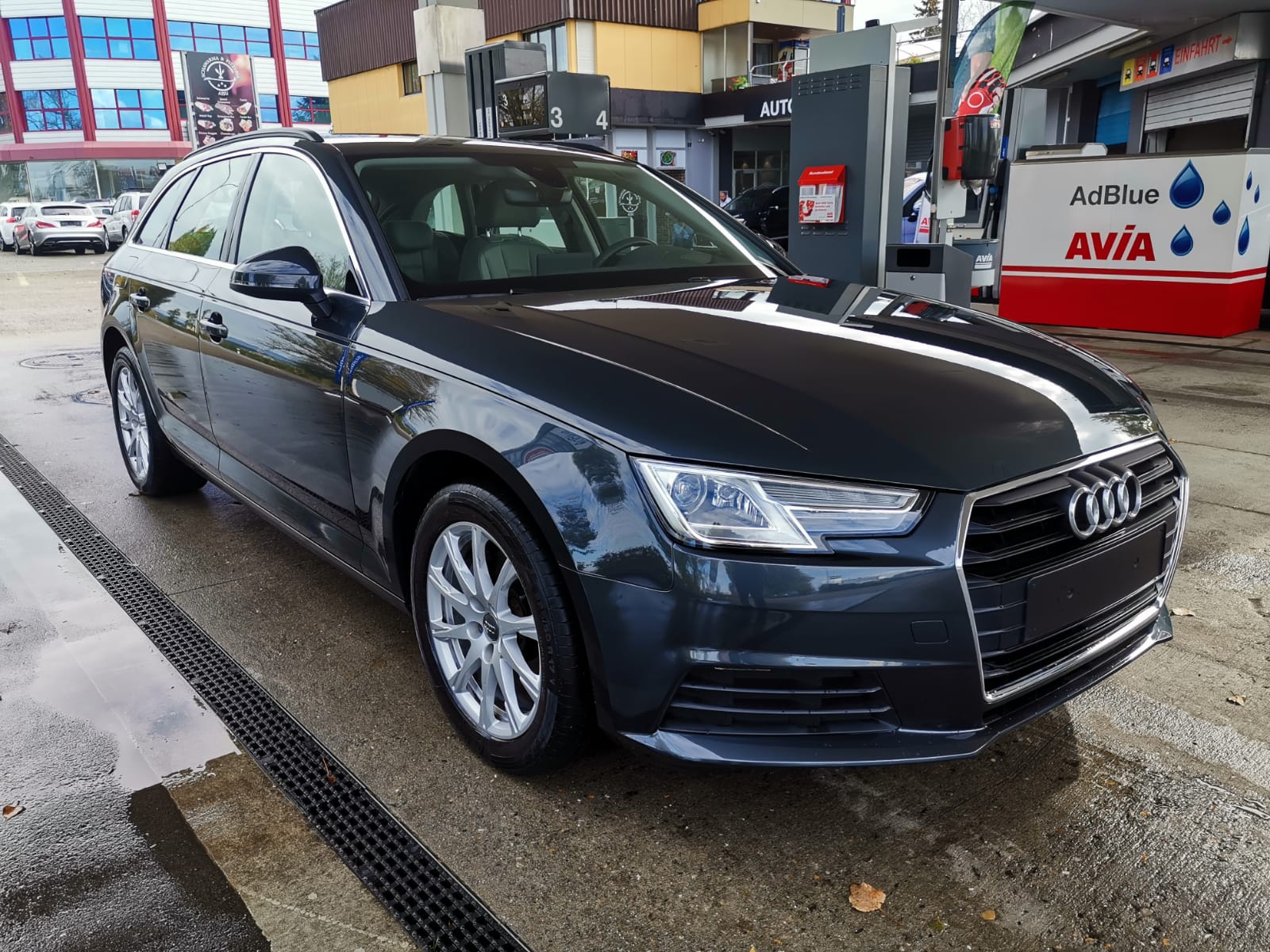 AUDI A4 Avant 30 TDI S-tronic