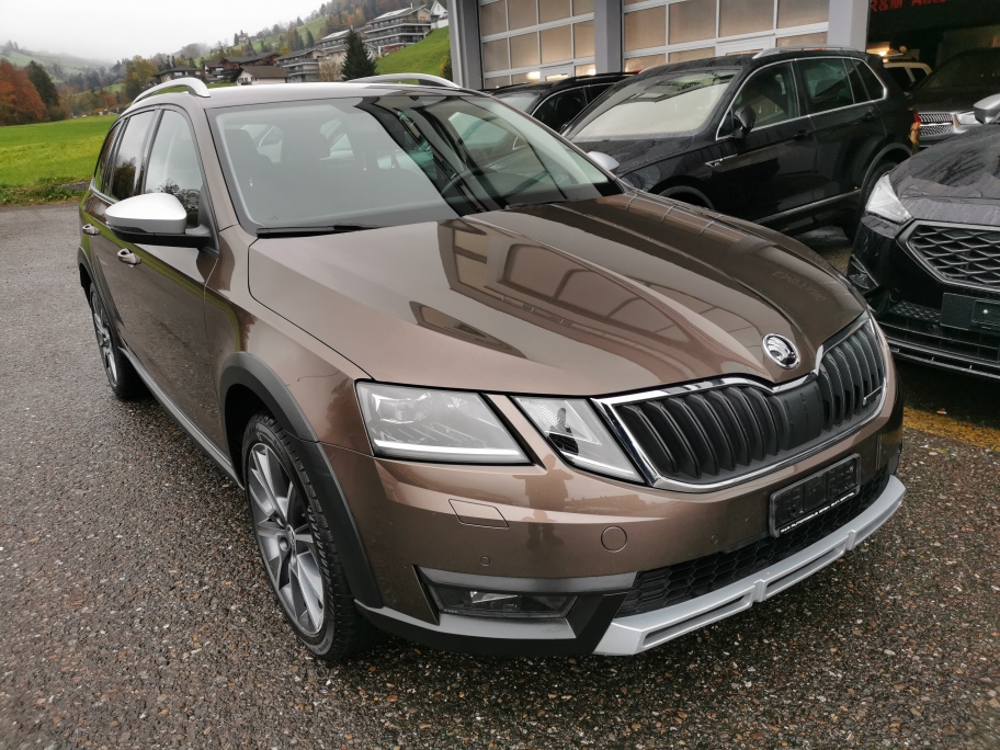 SKODA Octavia Combi 2.0 TDI Scout 4x4