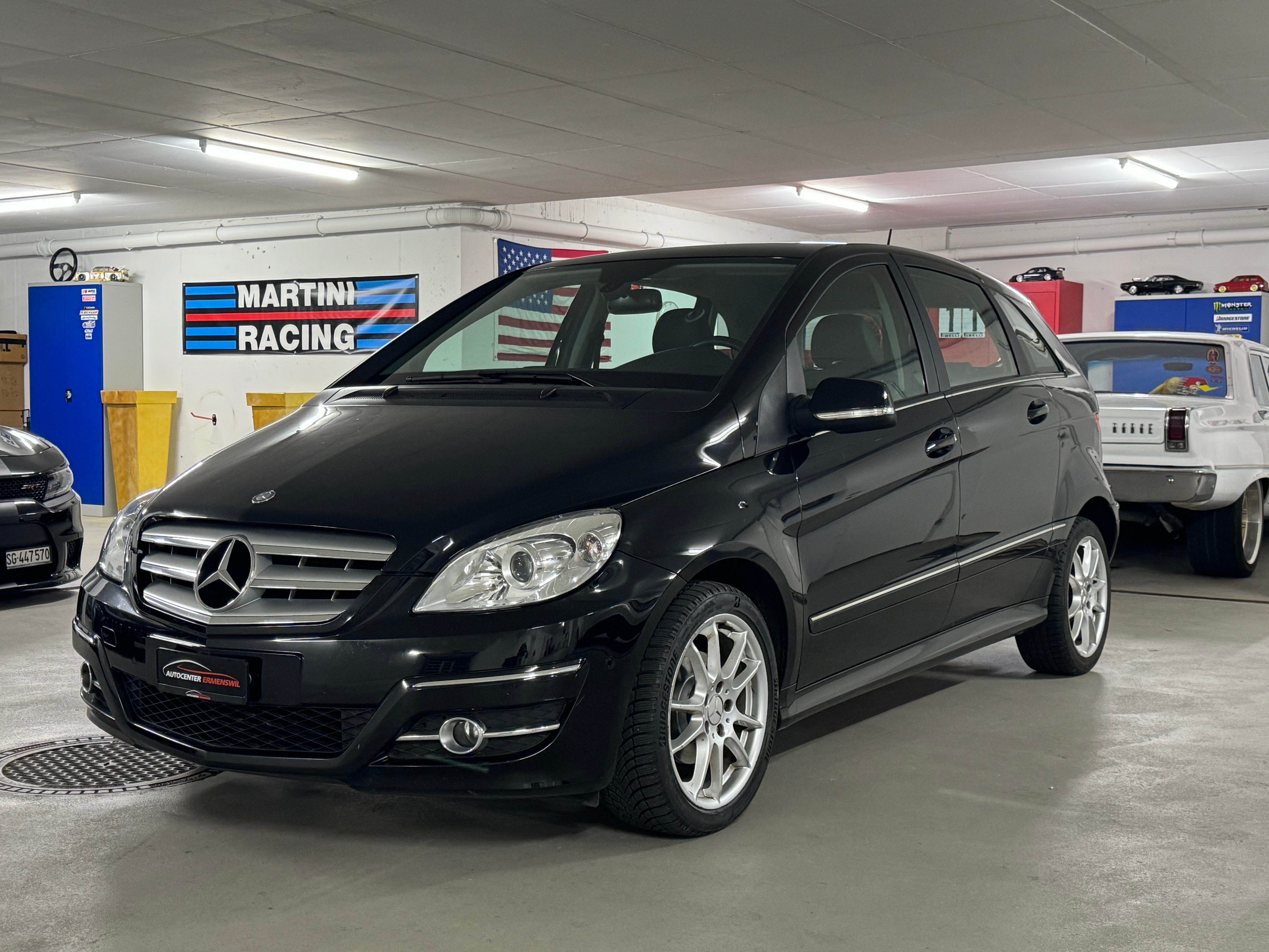 MERCEDES-BENZ B 180 Selection Autotronic