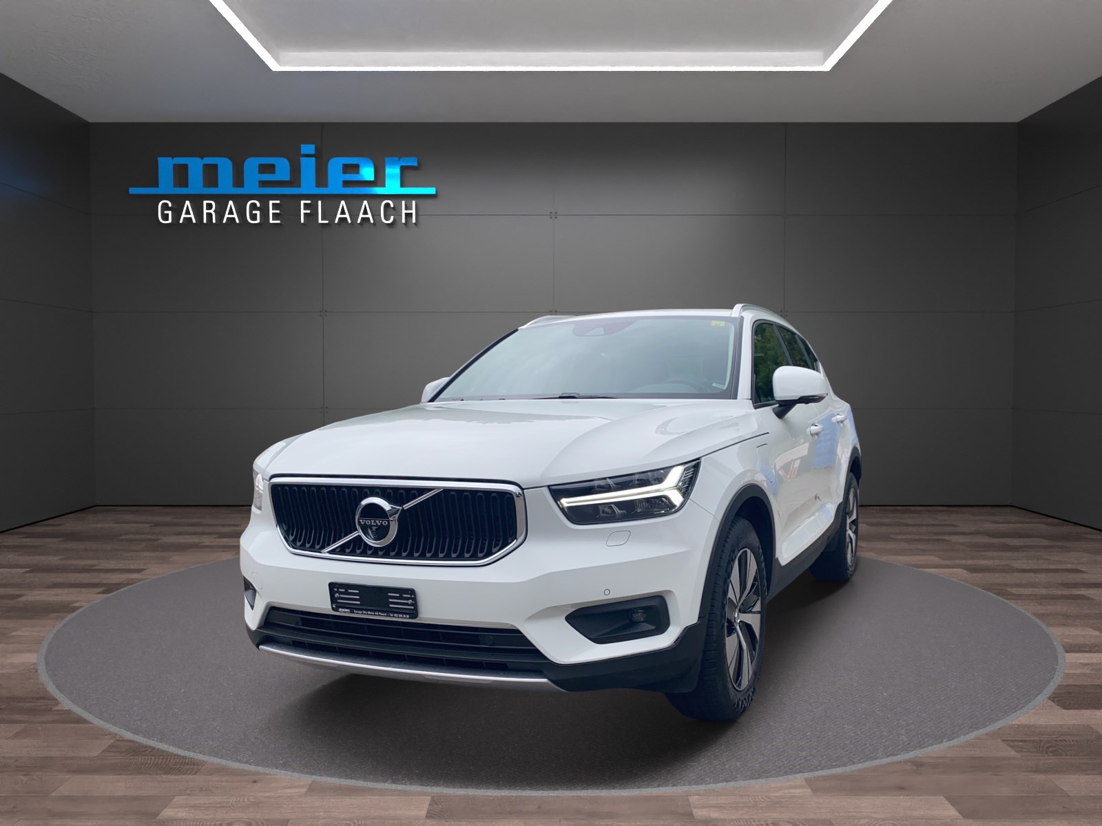 VOLVO XC40 T5 TwE Momentum DCT